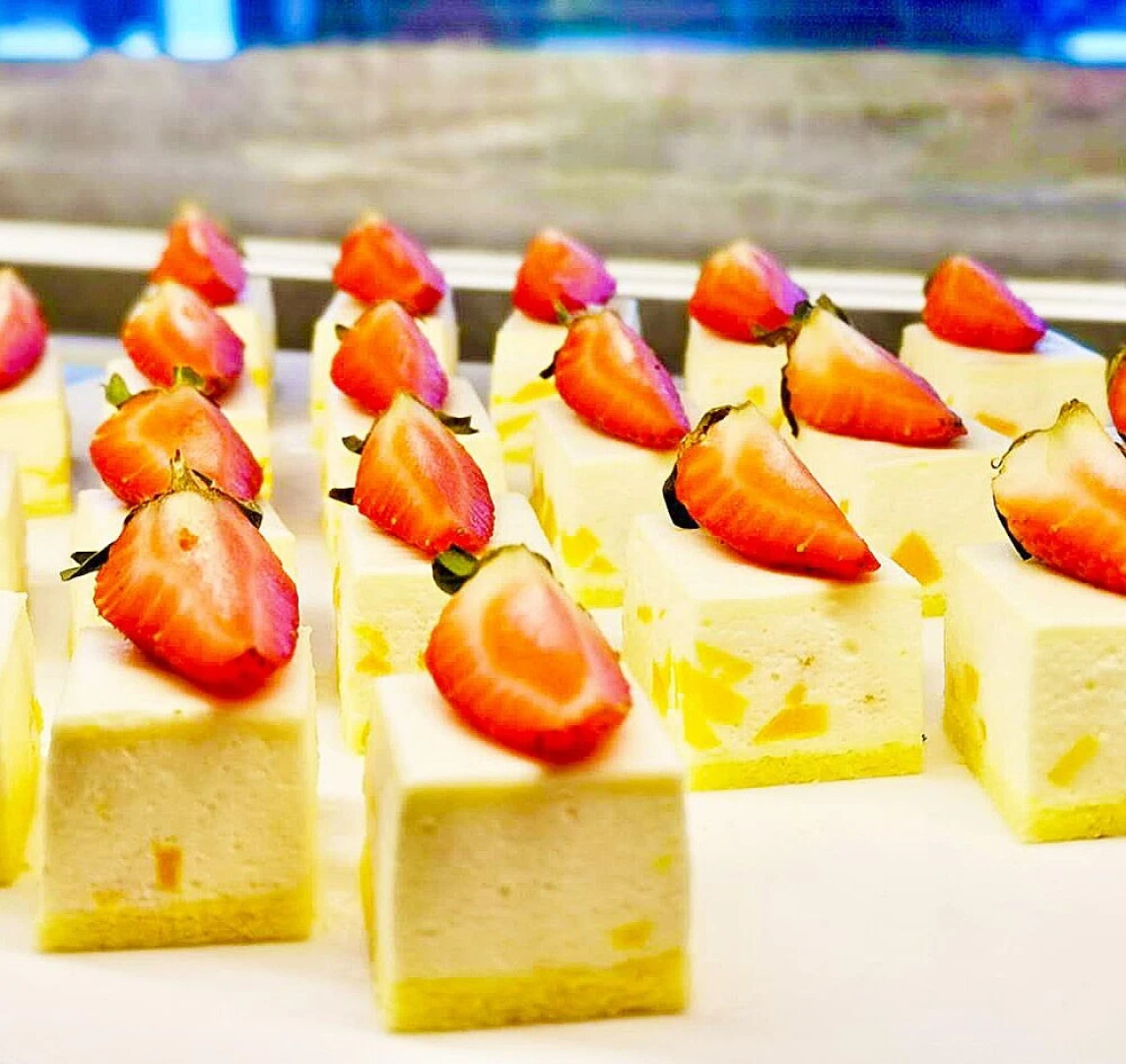 Ramada Plaza Dongxing City Center