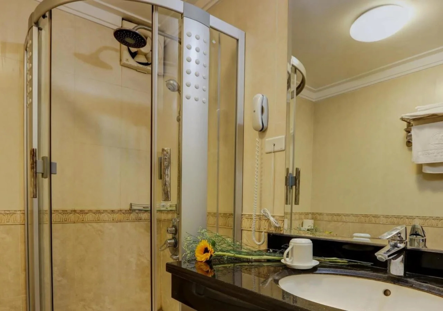 Hanoi Little Town Hotel