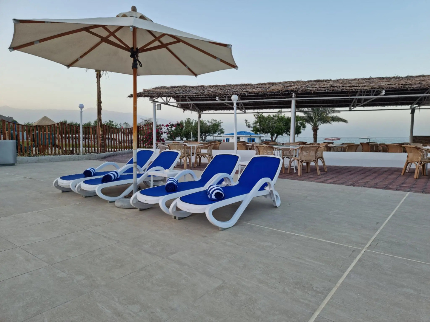 Holiday Beach Resort