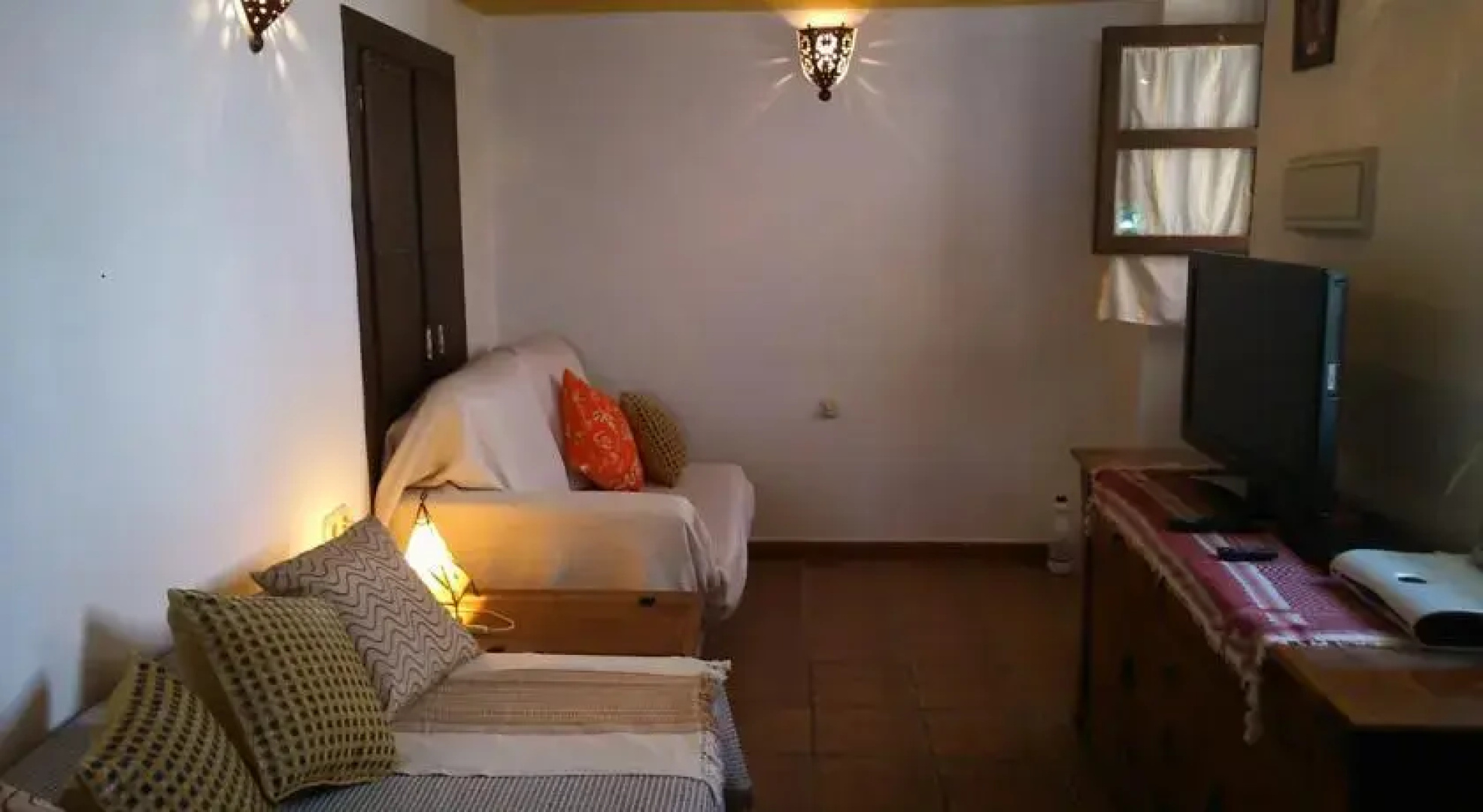 Lovely Restored Character Townhouse