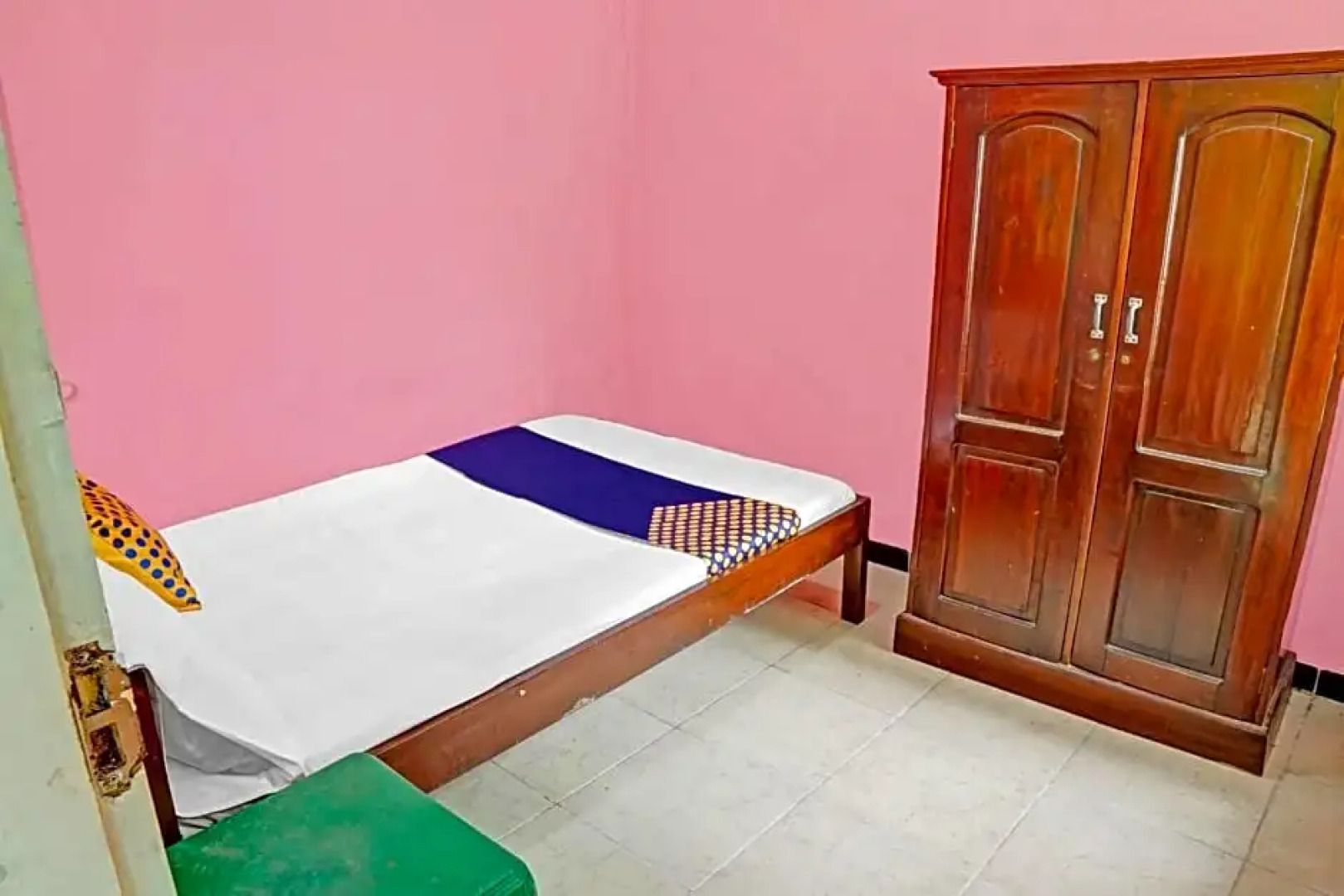 OYO 90729 Sekar Guest House Jember