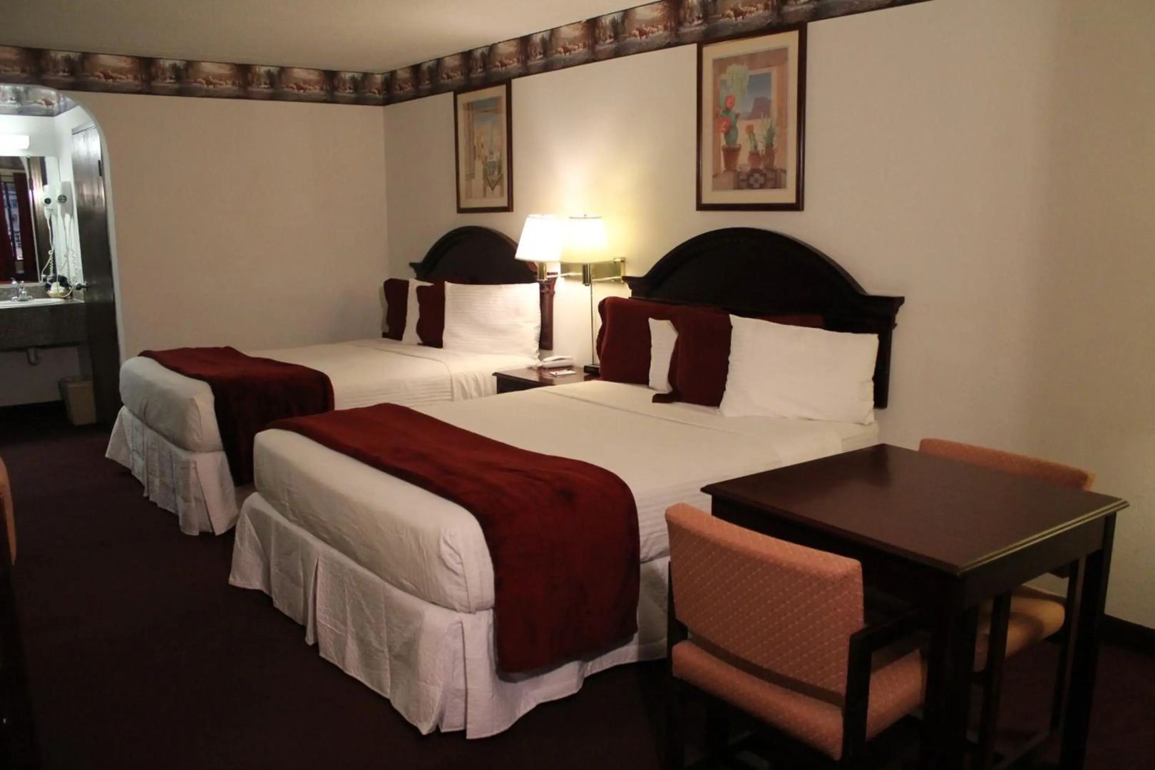 Dodge House Hotel & Convention Center