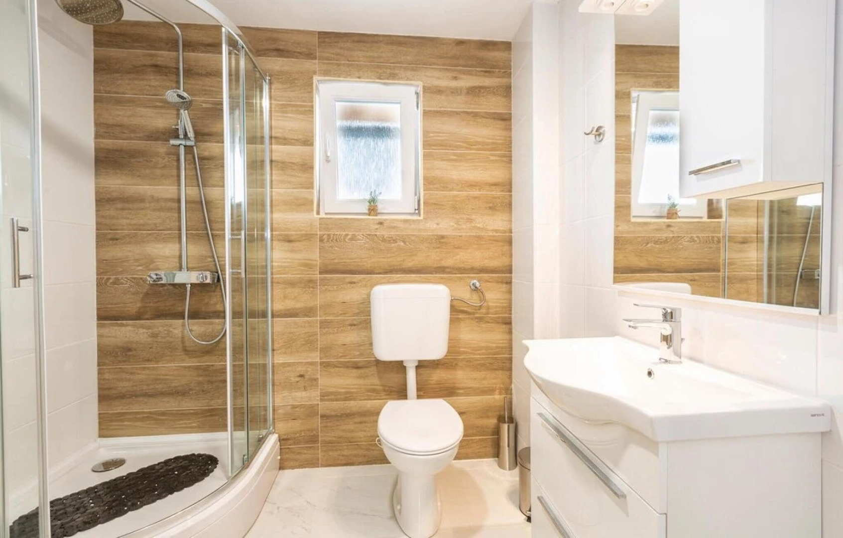 Nice Home in Smiljan With Sauna, Wifi and Outdoor Swimming Pool