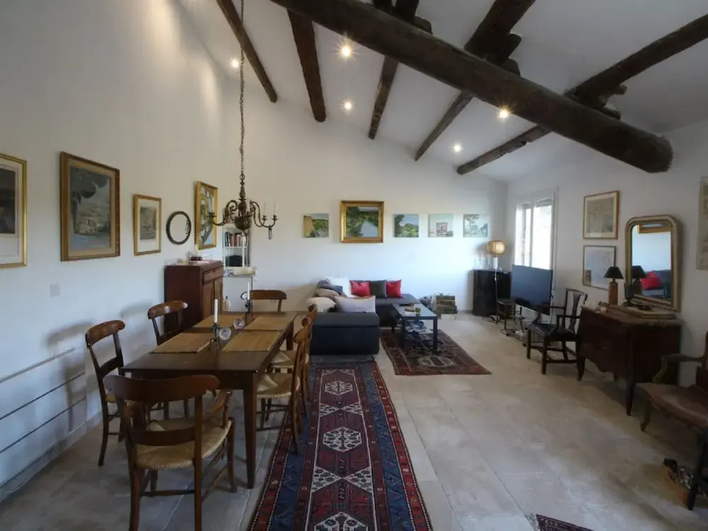 Scenic Villa With View of the Gardon River