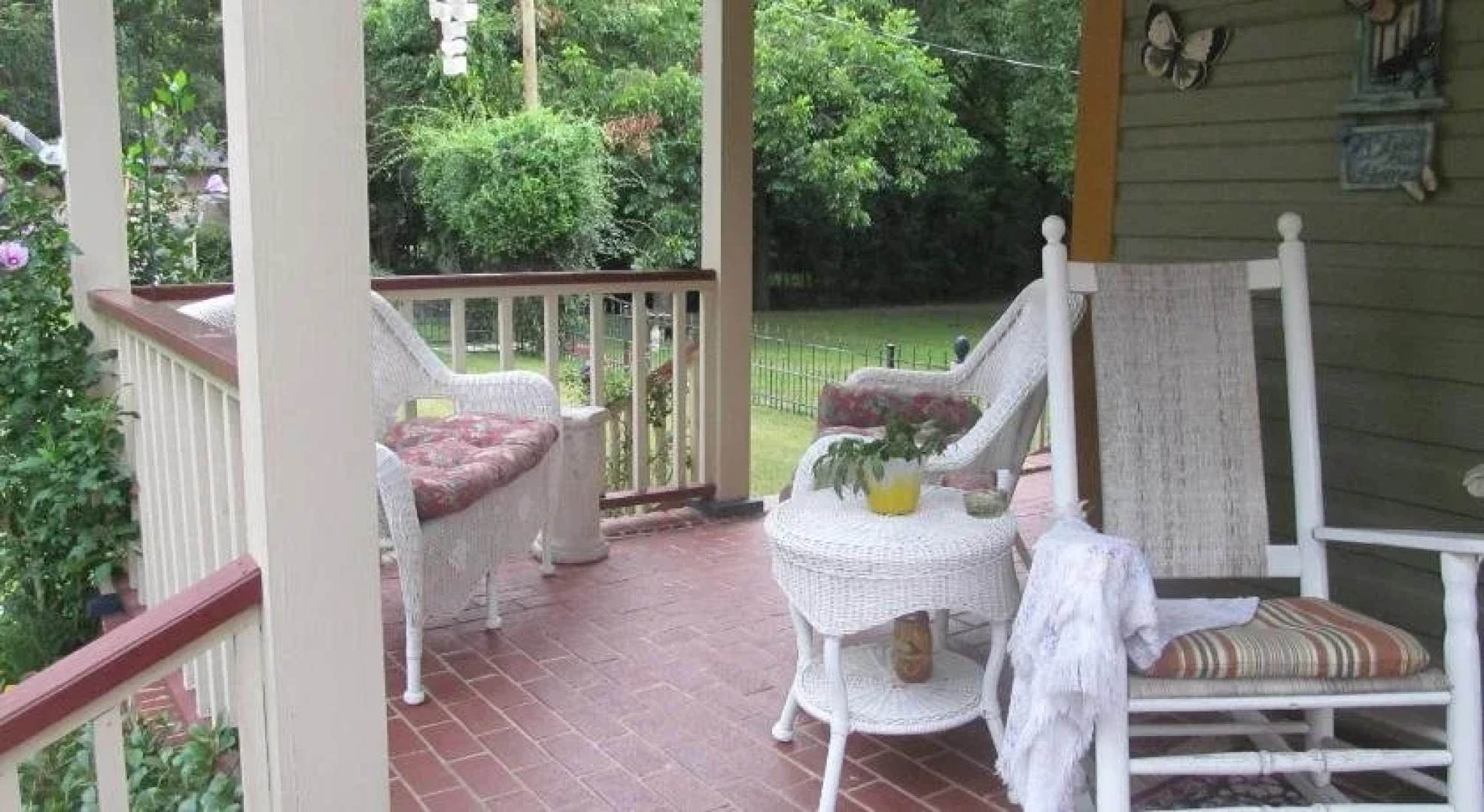 Benefield House Bed & Breakfast