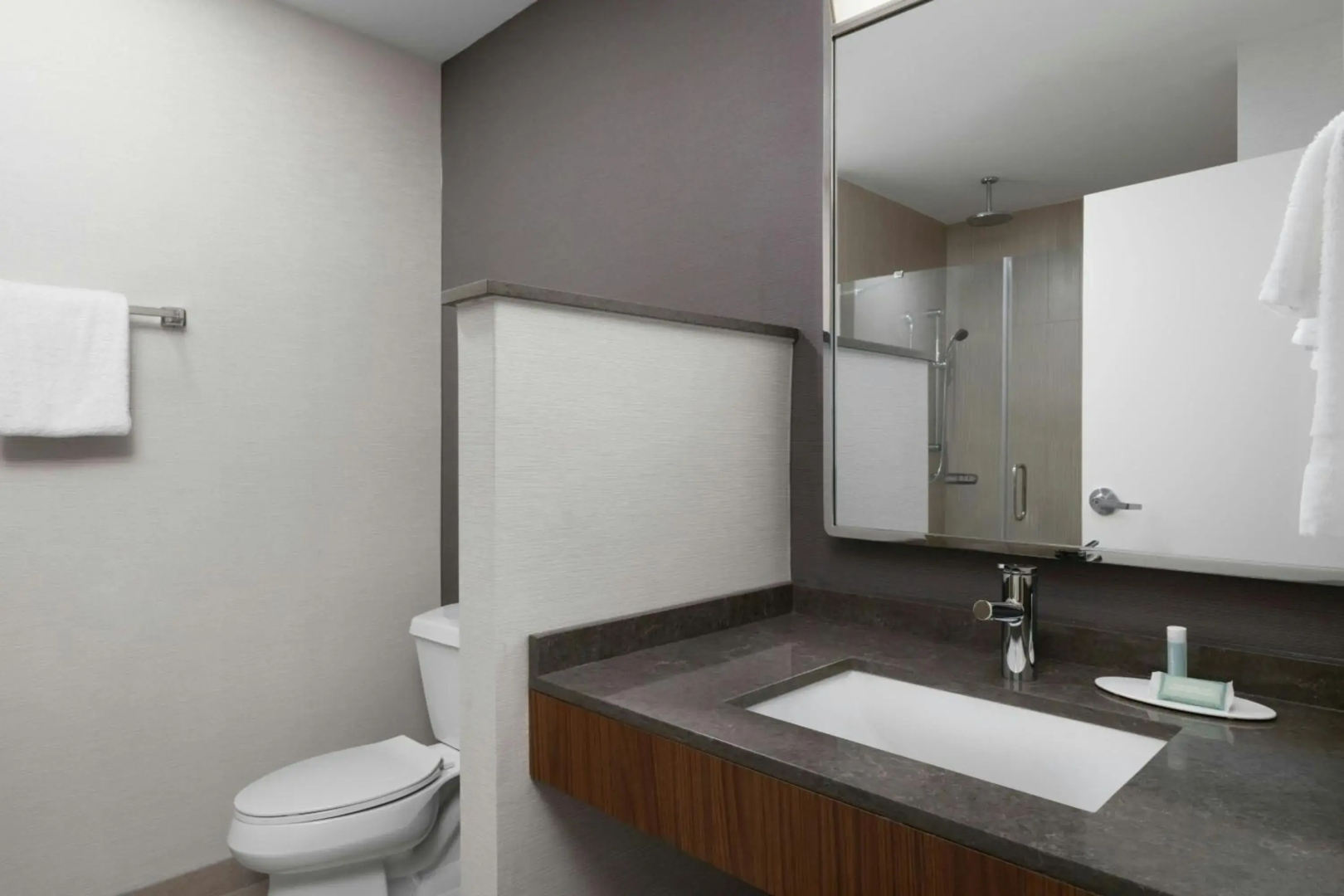 Courtyard by Marriott Charlotte City Center