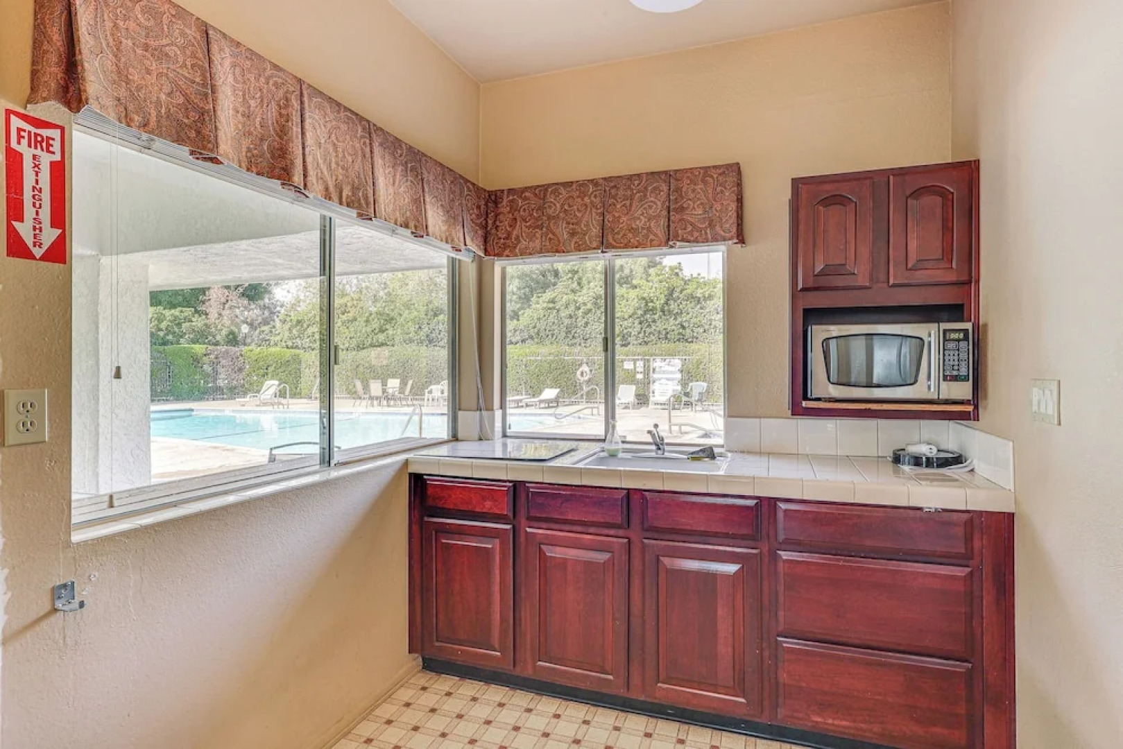 Redlands Home w/ Community Perks: 1 Mi to Downtown
