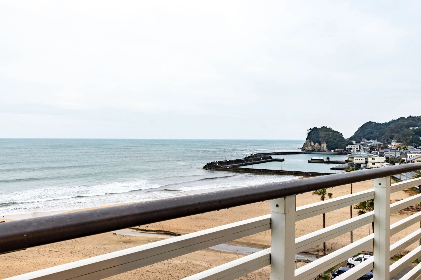 Sayan Terrace Hotel & Resort