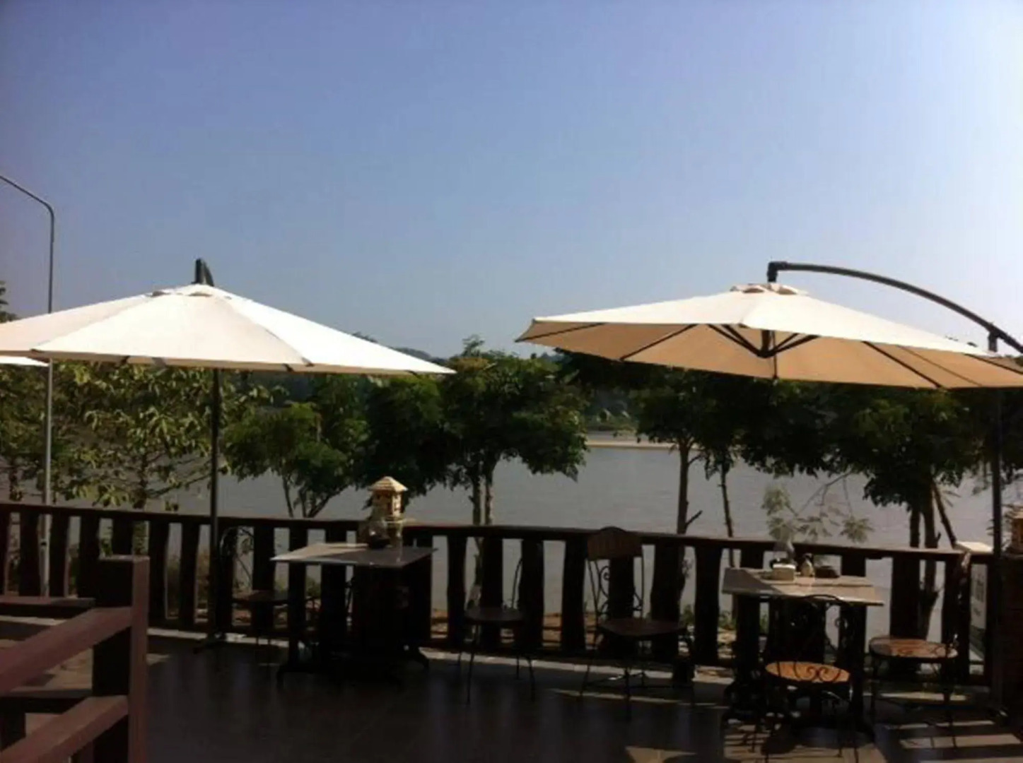 The River House Hotel