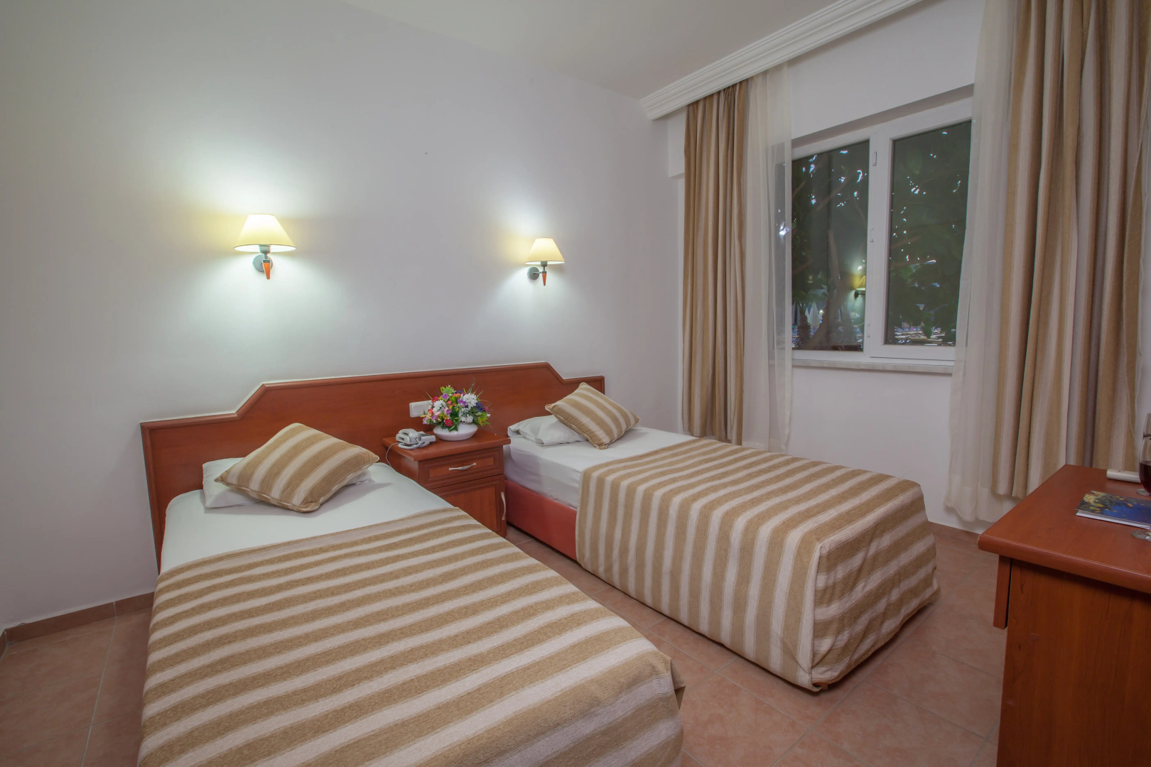 Отель Xeno Eftalia Resort 
