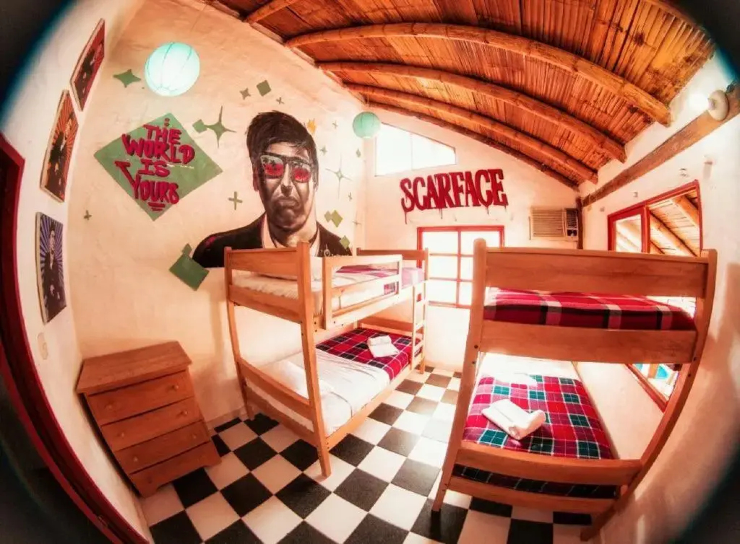 Pop House Montañita