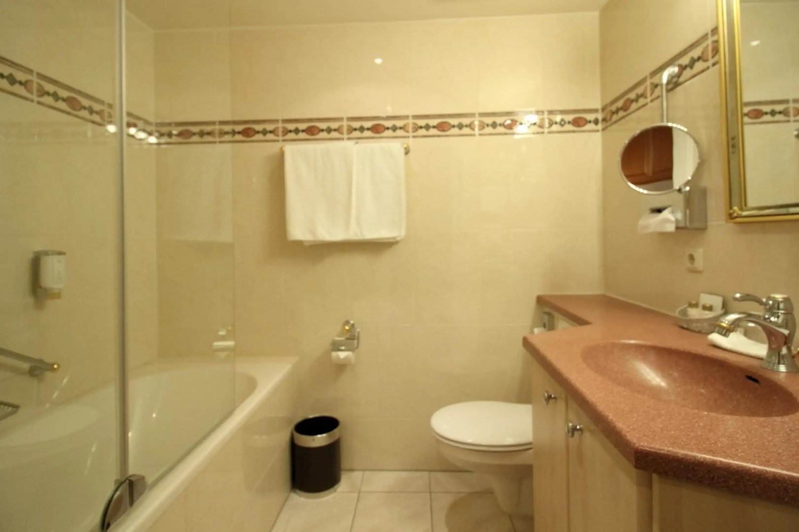 HENRI Country House Garmisch-Partenkirchen