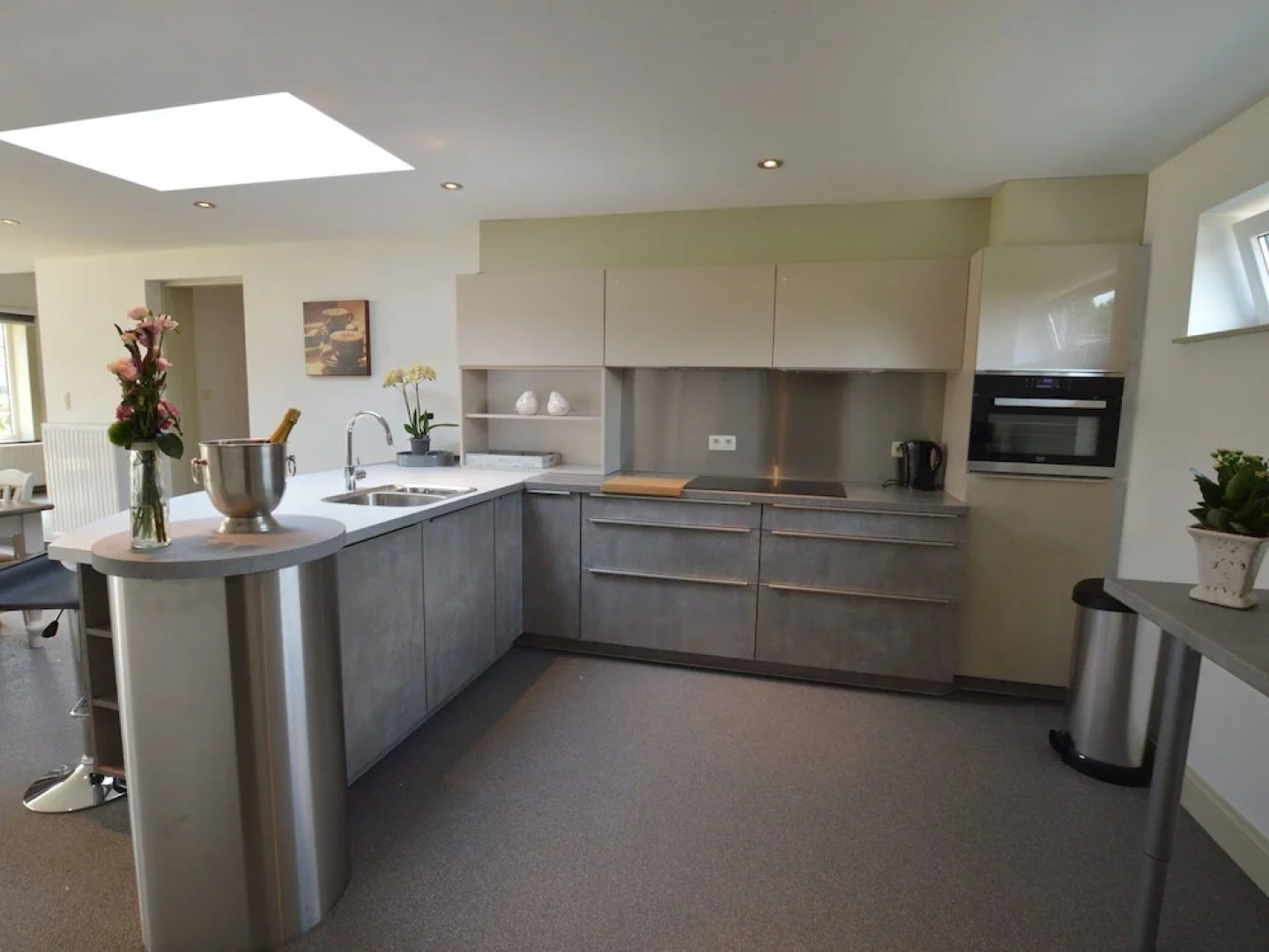 Spacious Holiday Home in Peer with Garden