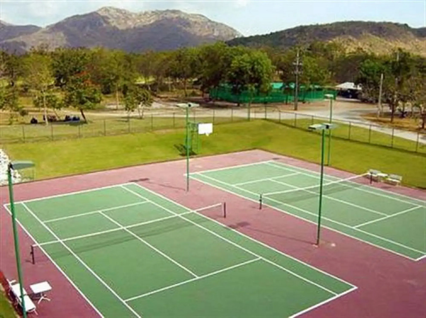 Lake View Resort & Golf Club