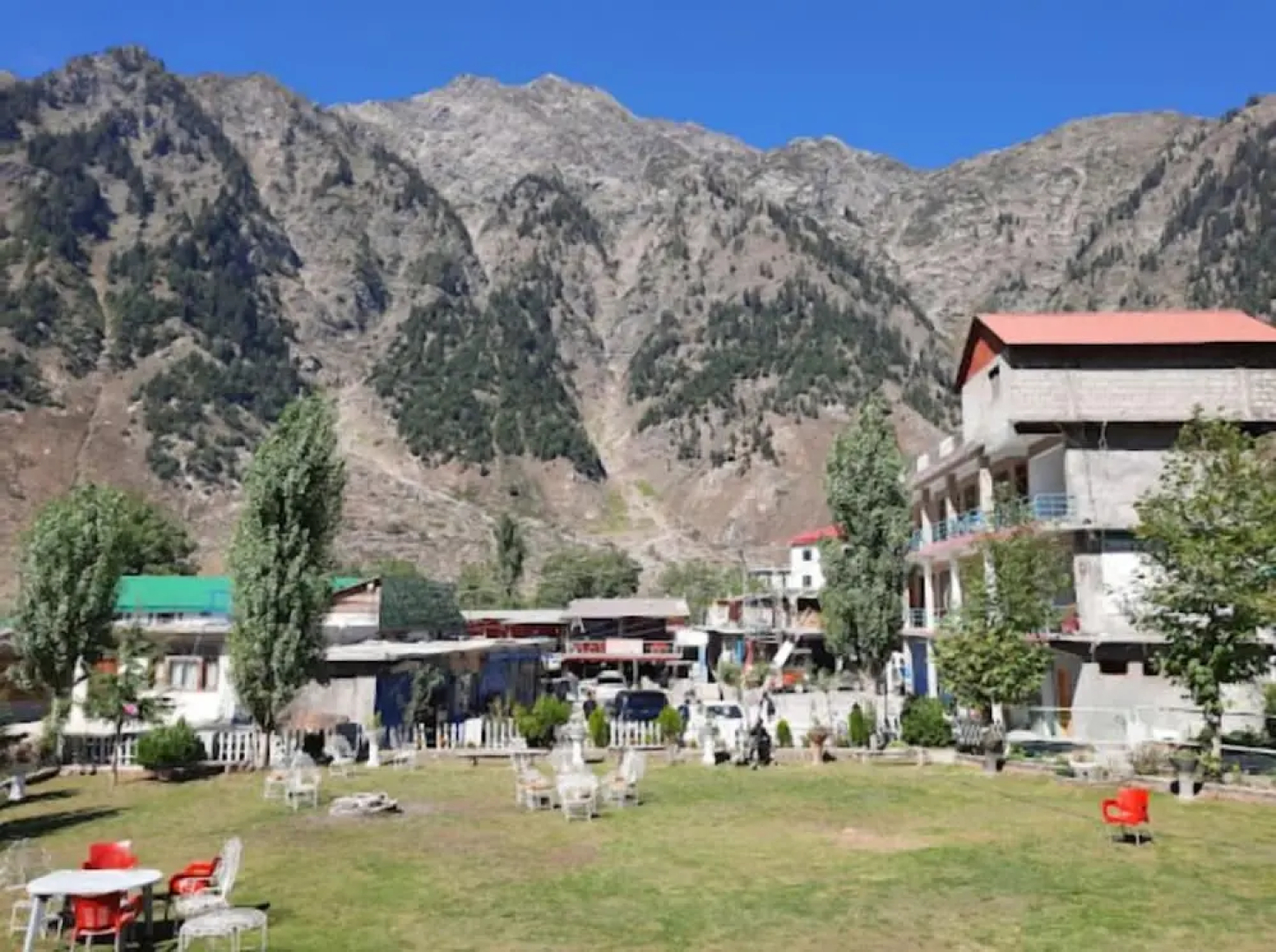Hotel Demanchi Naran