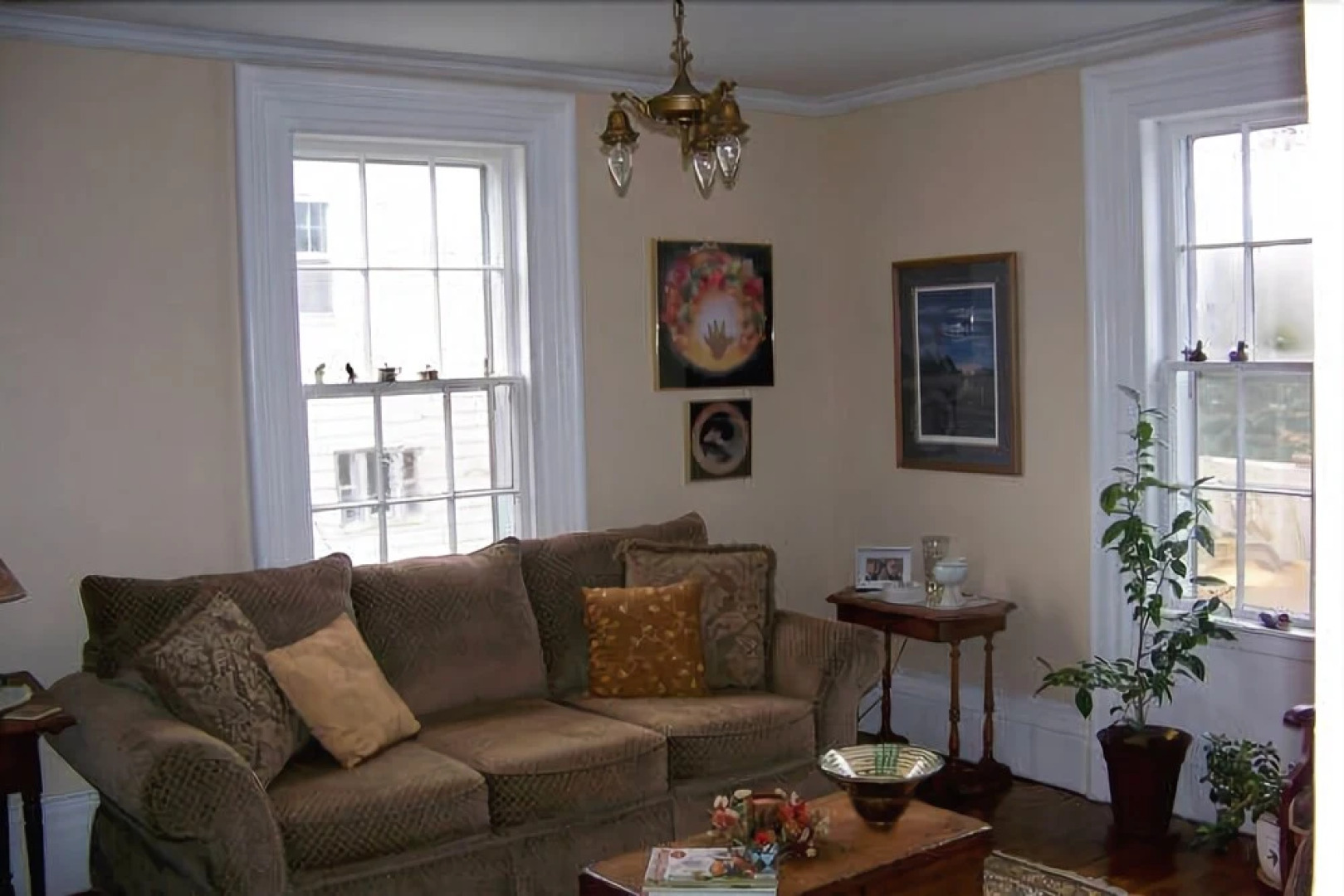 The Mission House Bed & Breakfast