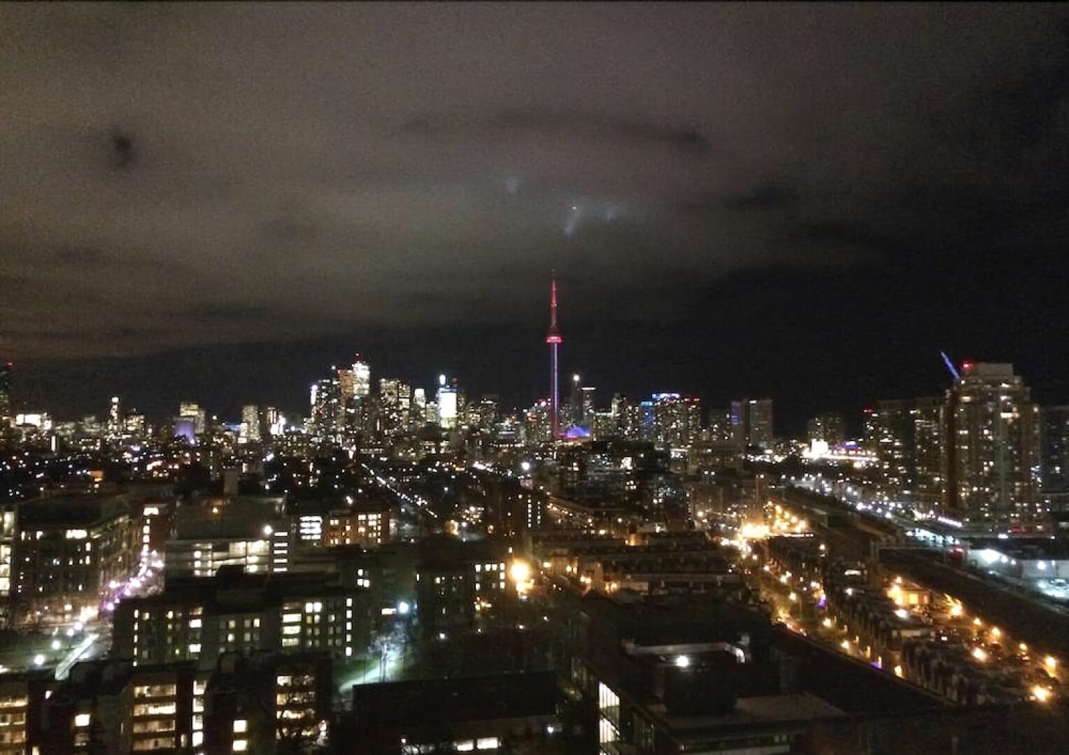 AOC Suites - Penthouse Condo