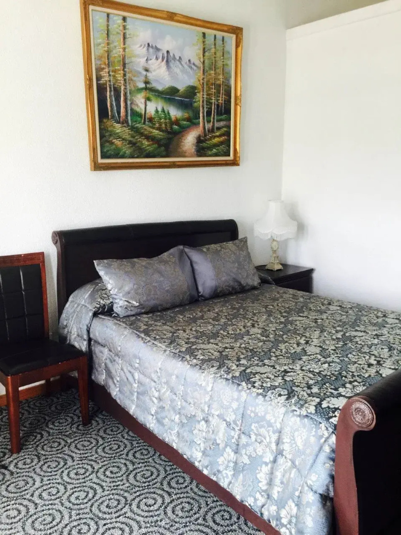 The Black Pearl Suites