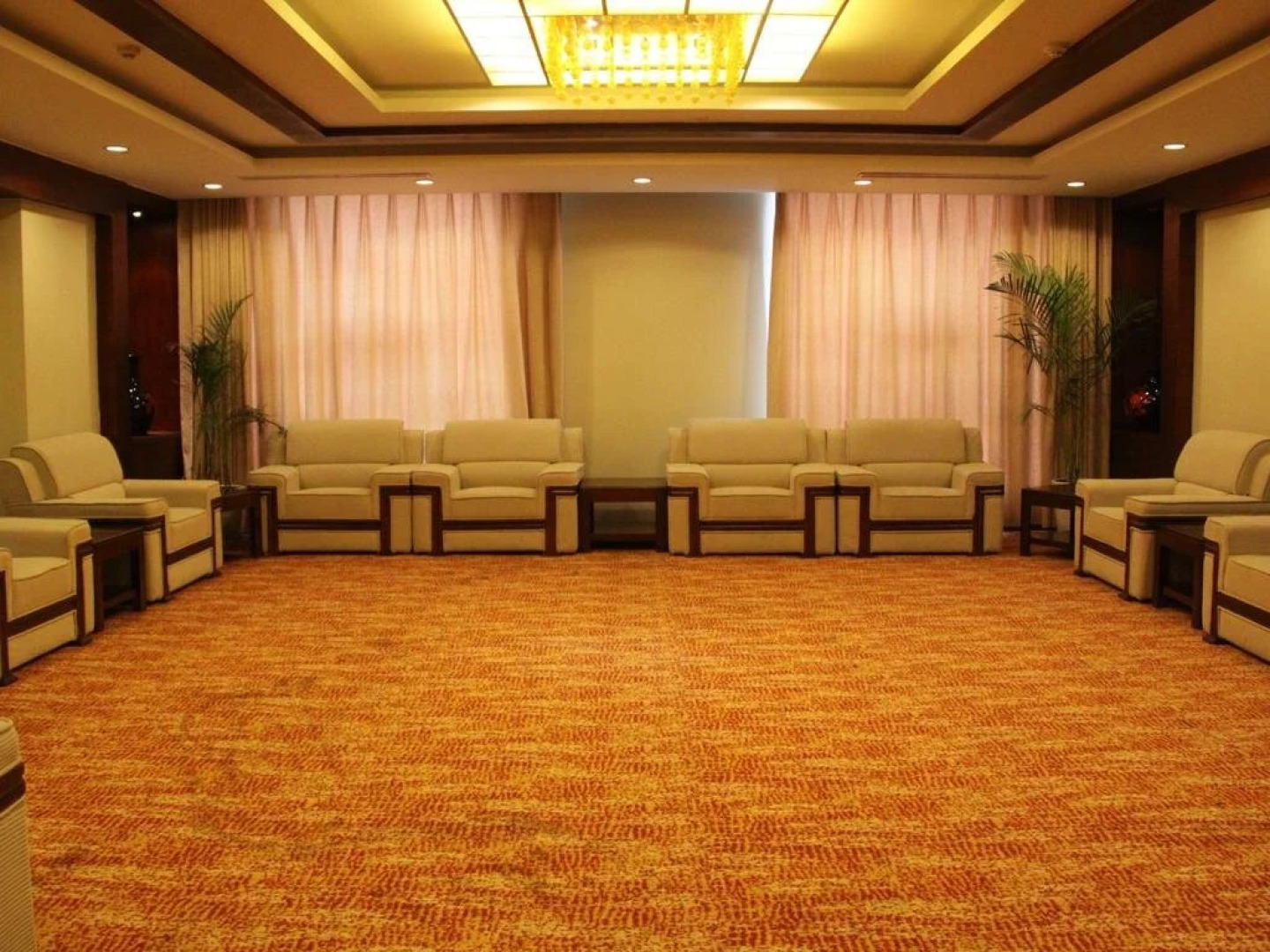 Xianning Hot Spring Valley Resort