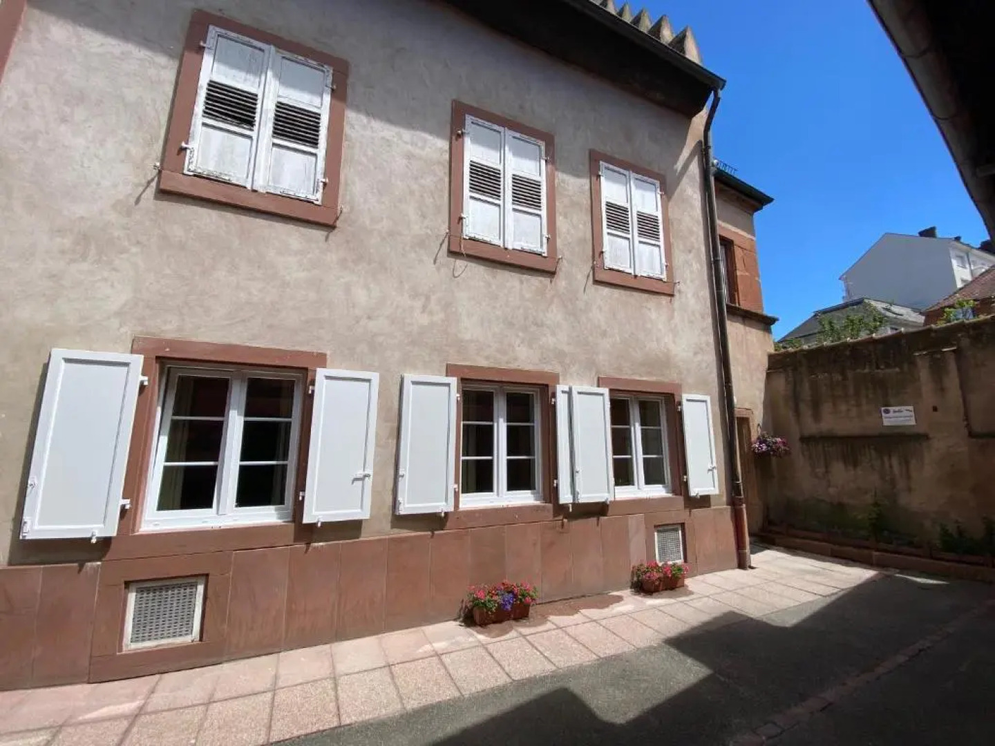 Logement de charme dans un monument historique daté de 1544, au centre de Haguenau