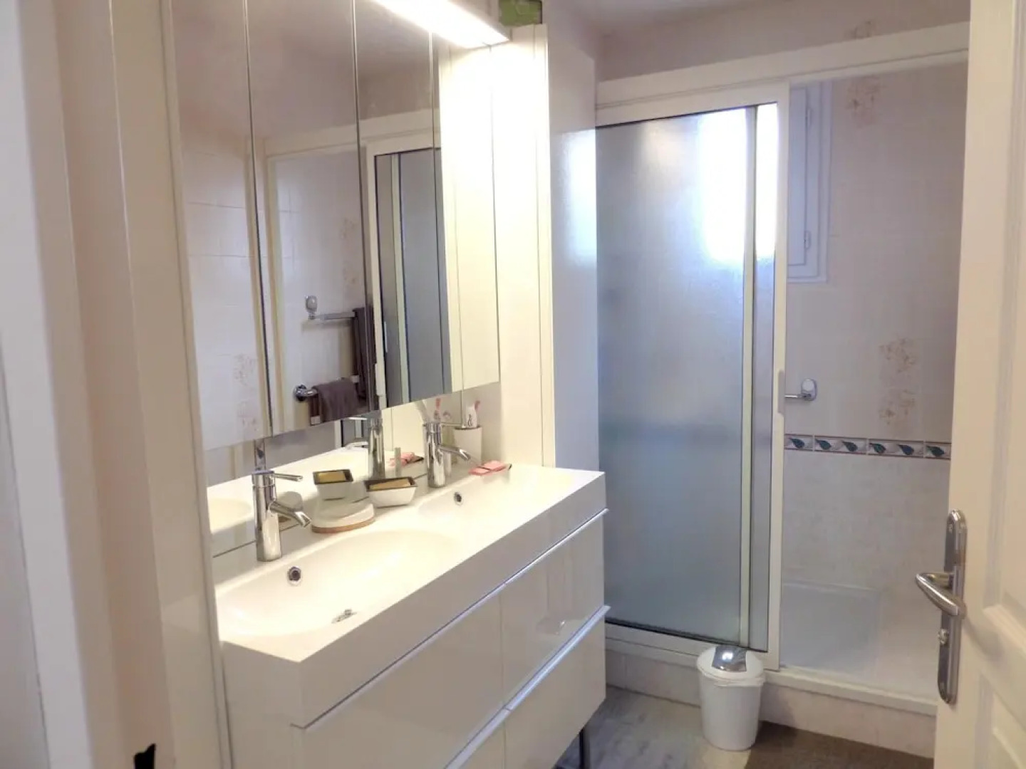 House With 2 Bedrooms in La Londe-les-maures, With Enclosed Garden and