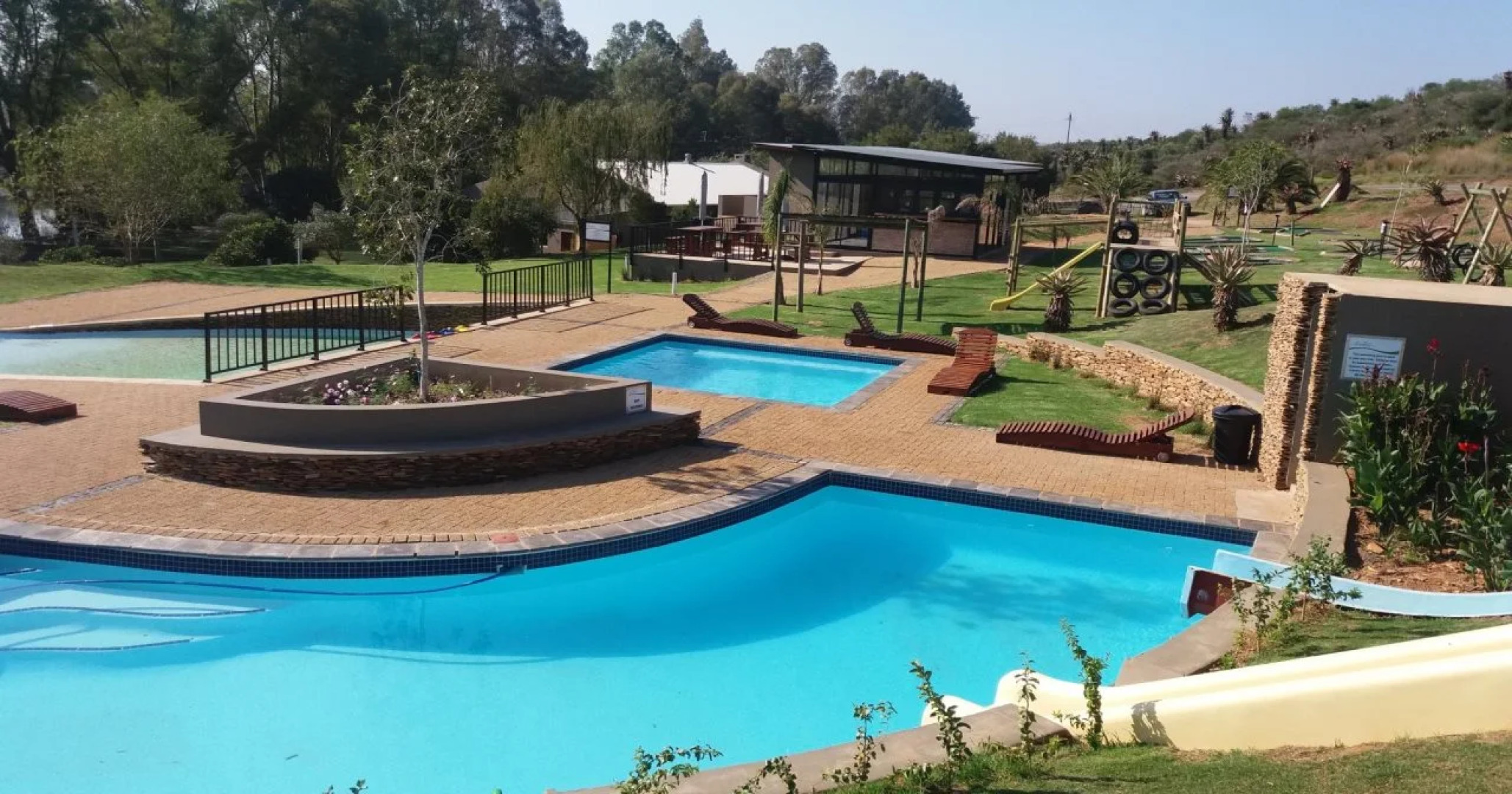 Kam'Bati River Resort