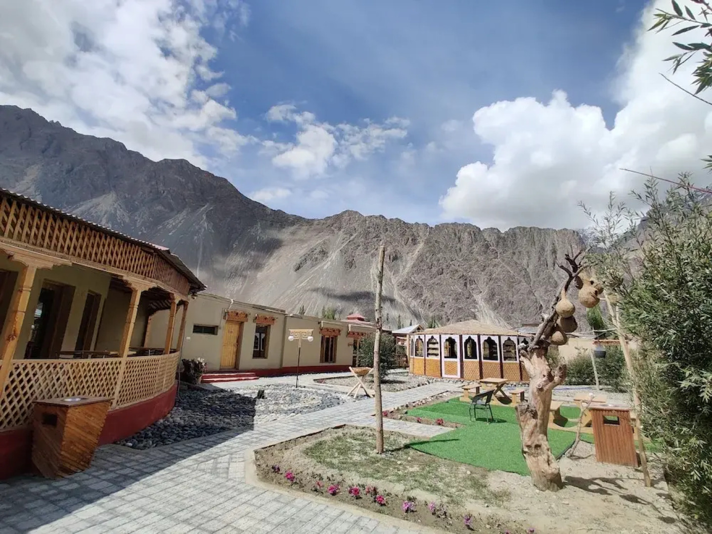 White Sands Resort- Best Resort in NUBRA