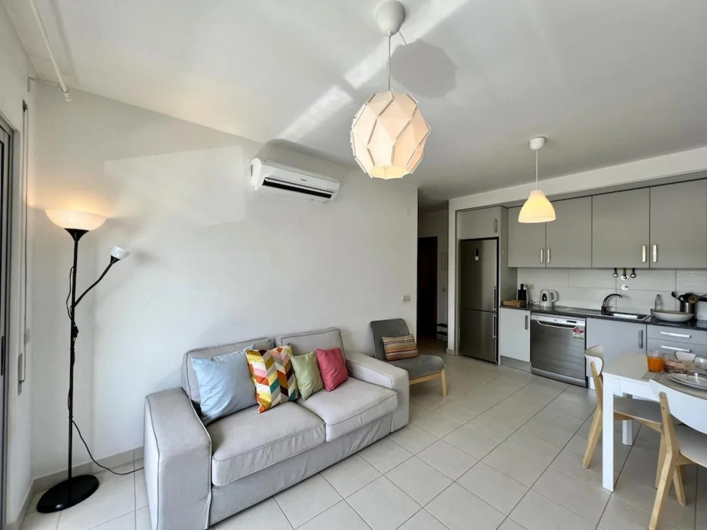 Alcantarilha Vilalux by Homing