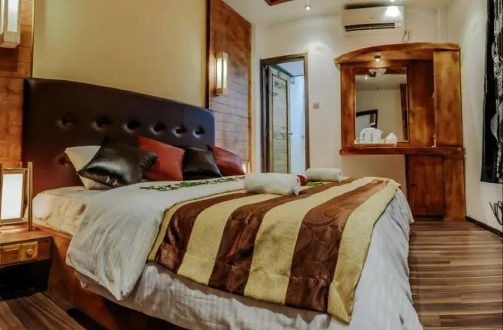 Отель Eureka Airport Inn