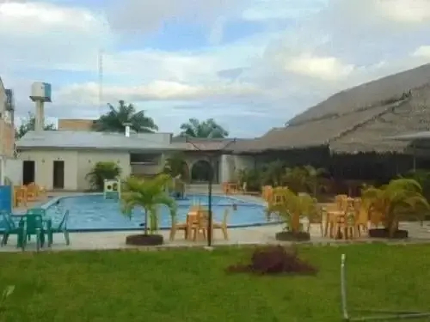 Alojamientos y Recreos Las Amazonas Inn II