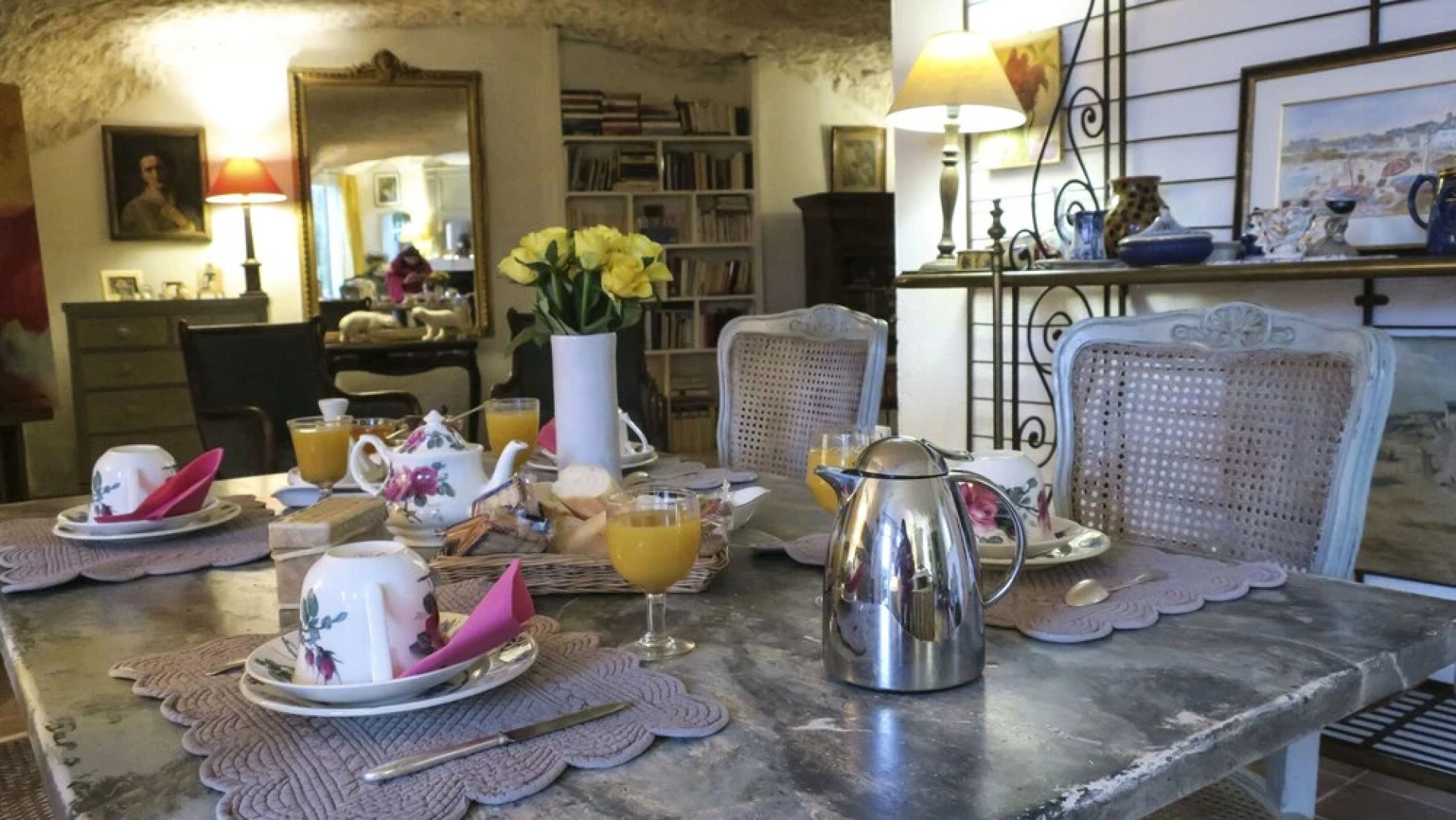 Chambre d'hôtes troglo  Cave de l'Eperon