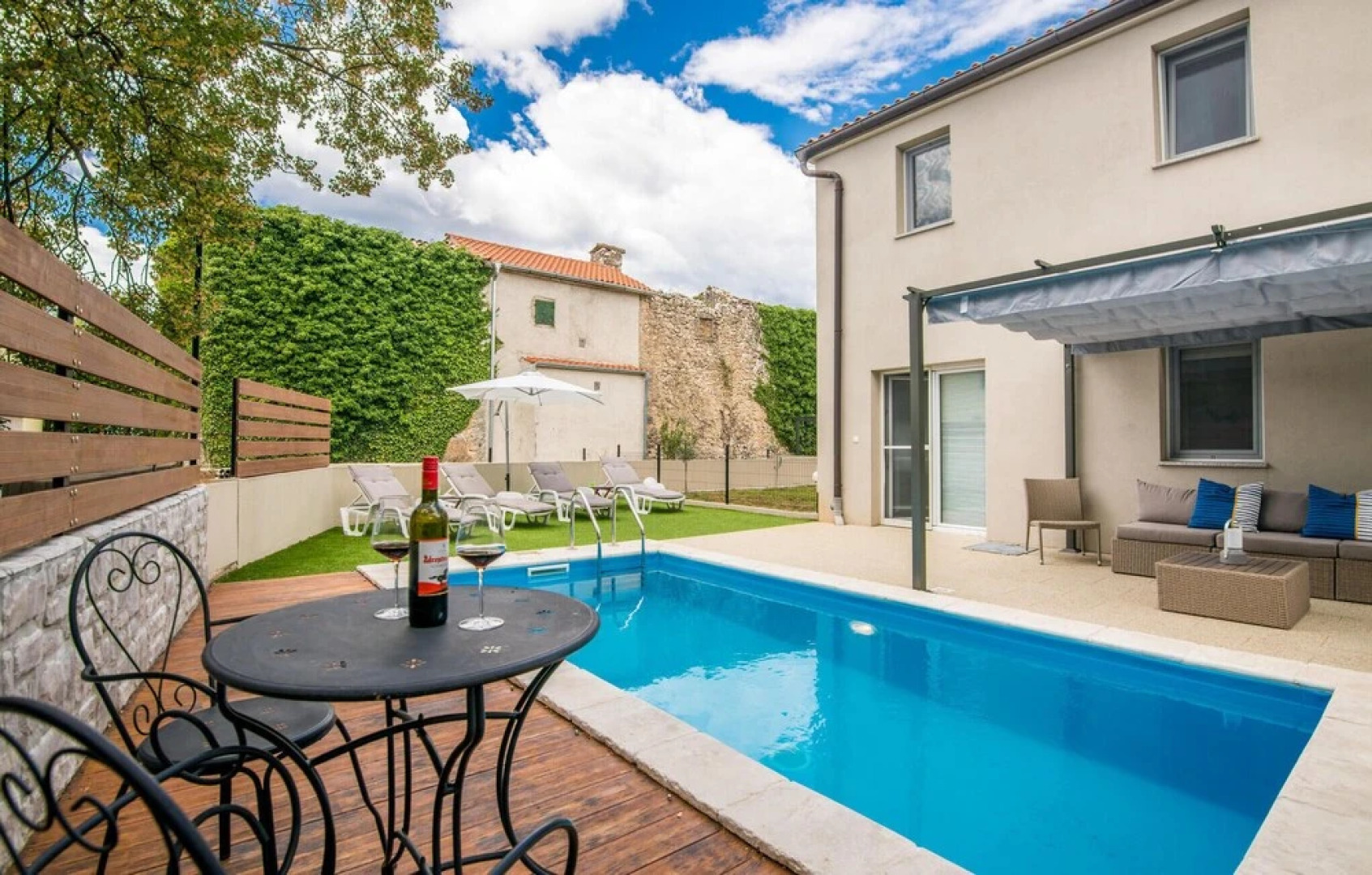 Amazing Home in Kras With Wifi and 3 Bedrooms