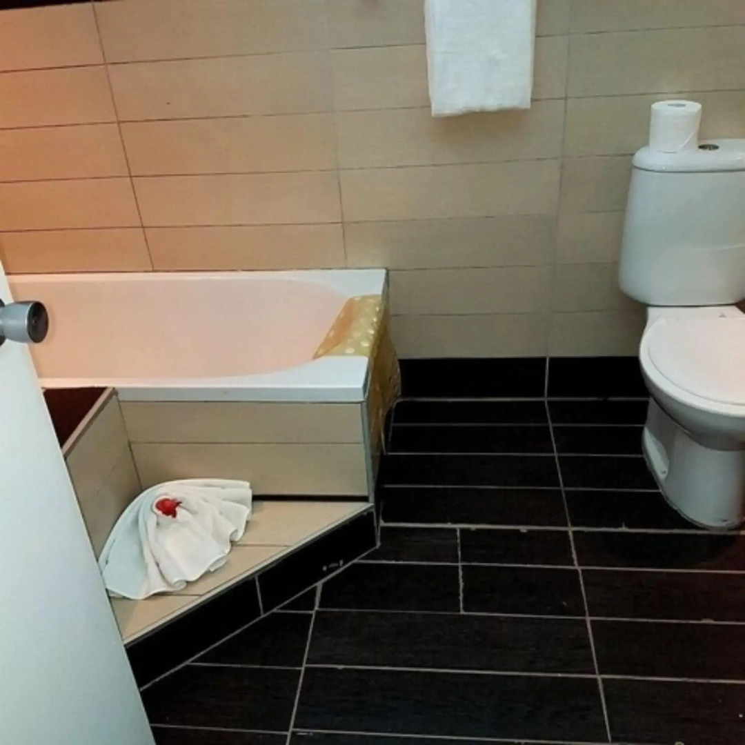 The Crow's Nest Resort