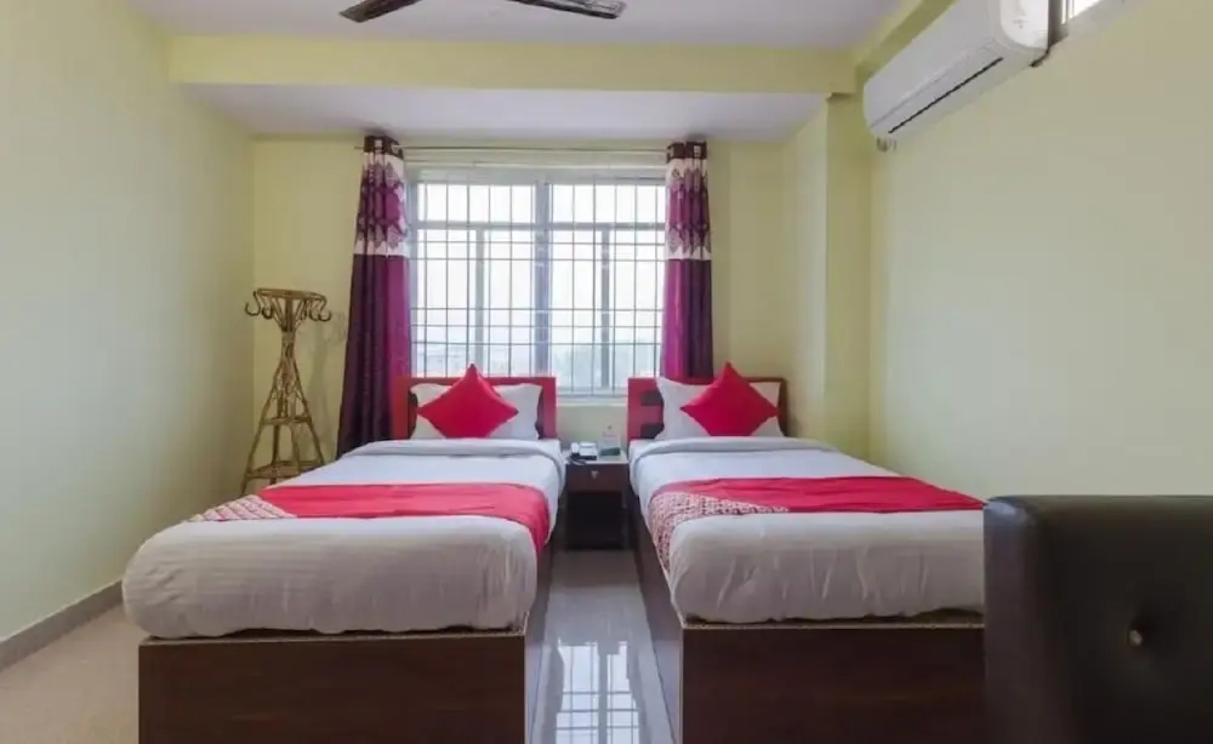 OYO 730 Hotel Barsha