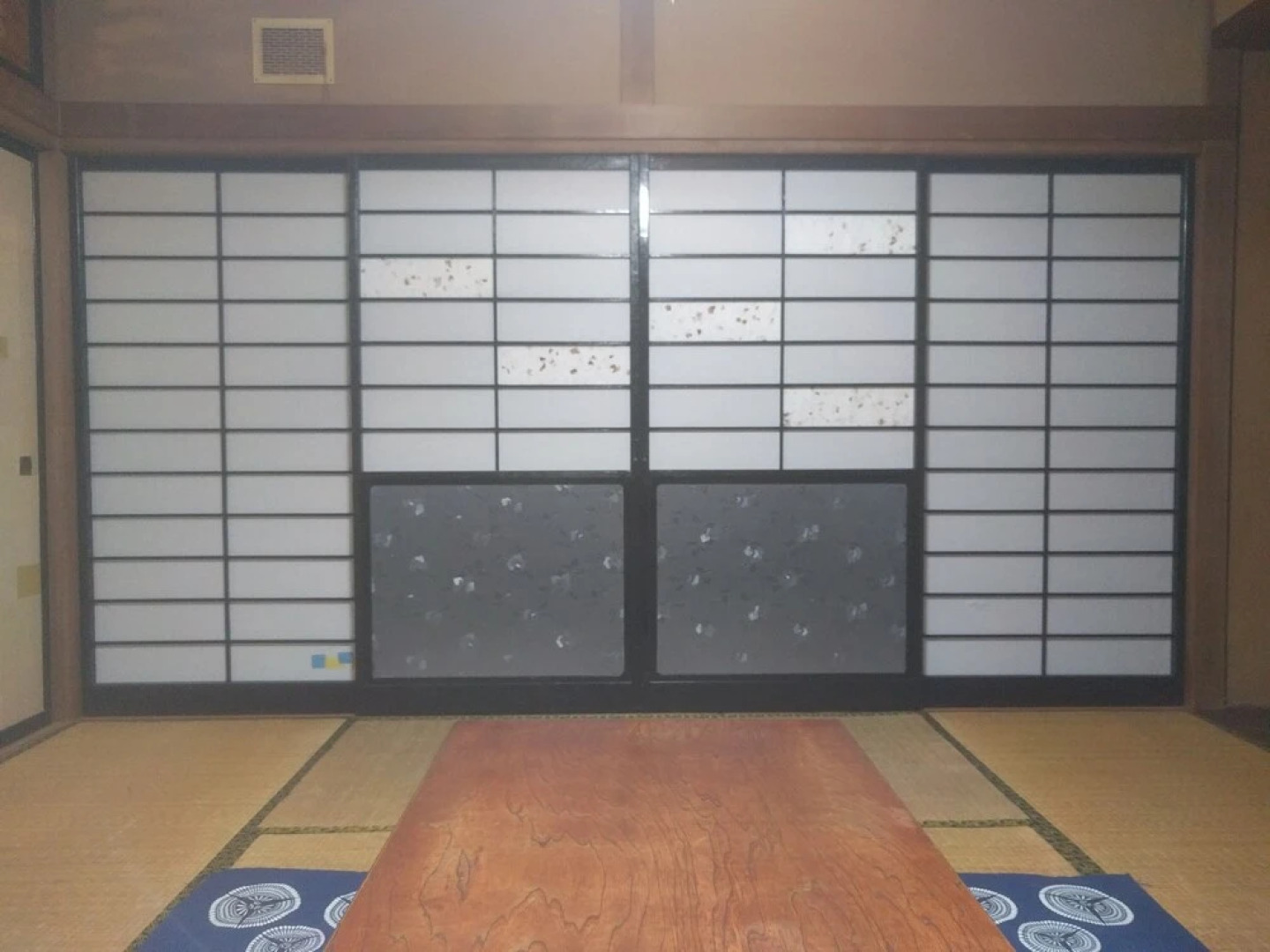 Tomo's hut in Japanese old style