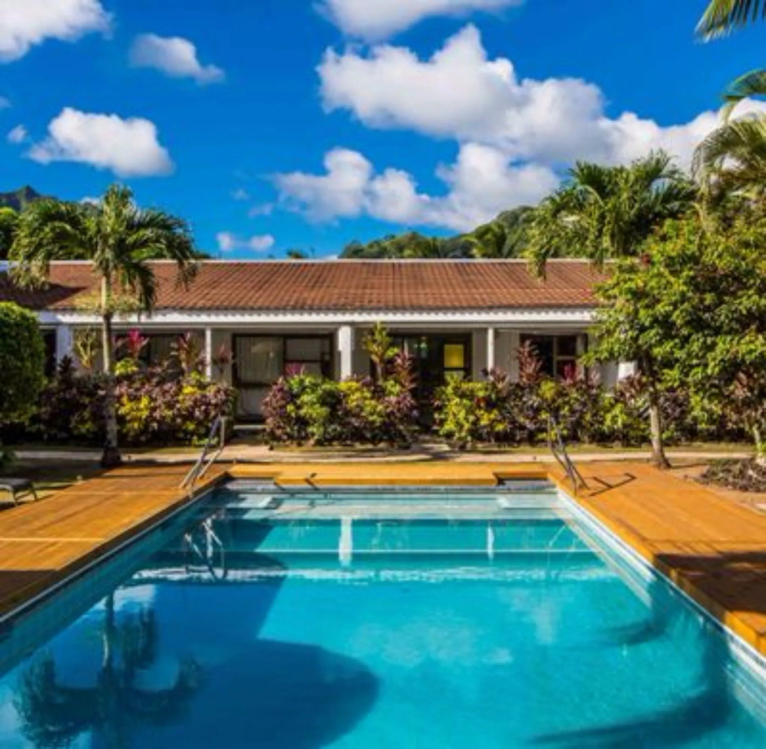 The Black Pearl Beach Side Apartments