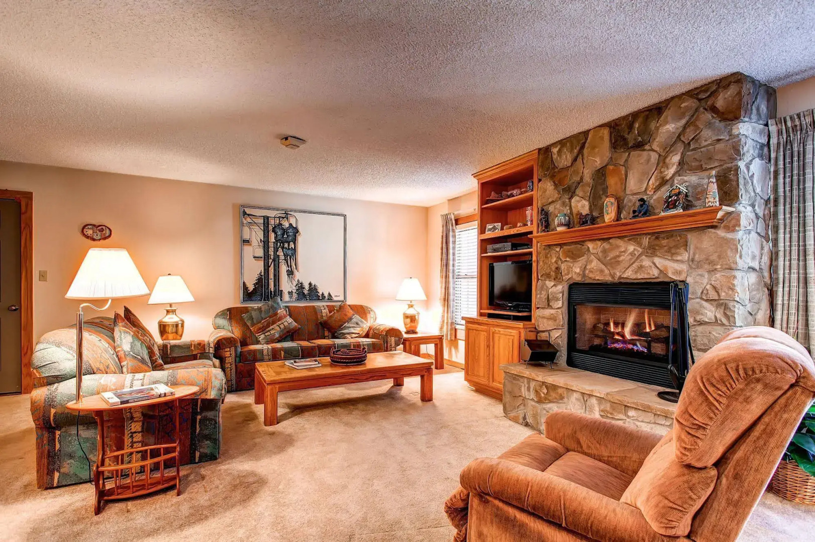 Tannenbaum Condominiums by Ski Country Resorts