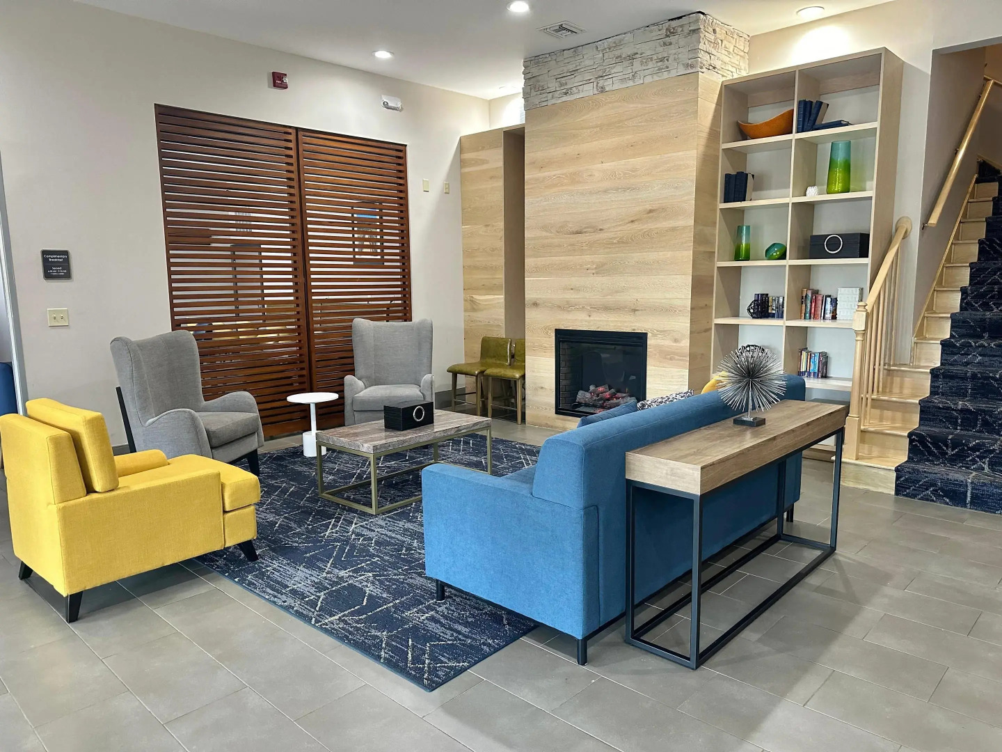 Comfort Inn & Suites Cartersville - Emerson Lake Point