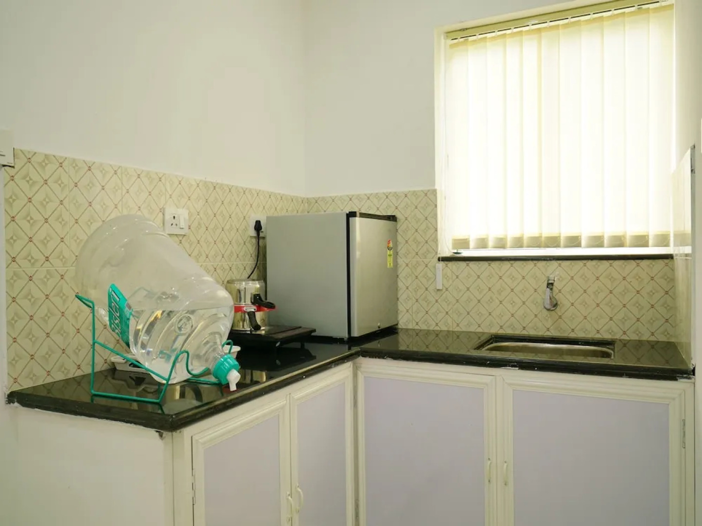 OYO 15660 Home Modern 1BHK Edapally