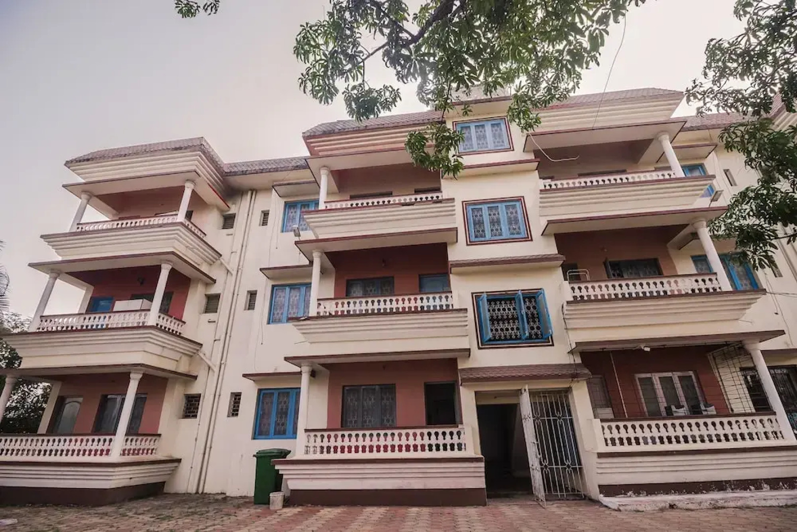 OYO Home 22802 Feildview 3BHK Mapusa