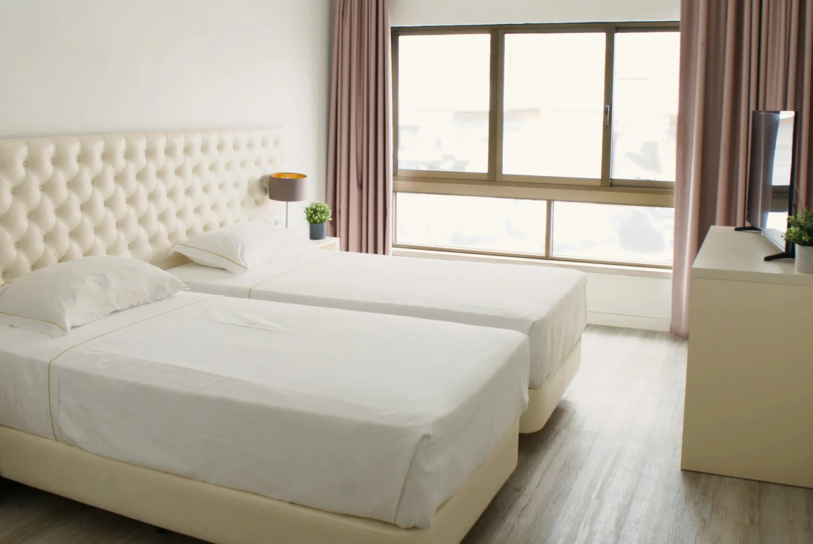 Отель WOT Costa da Caparica Soul