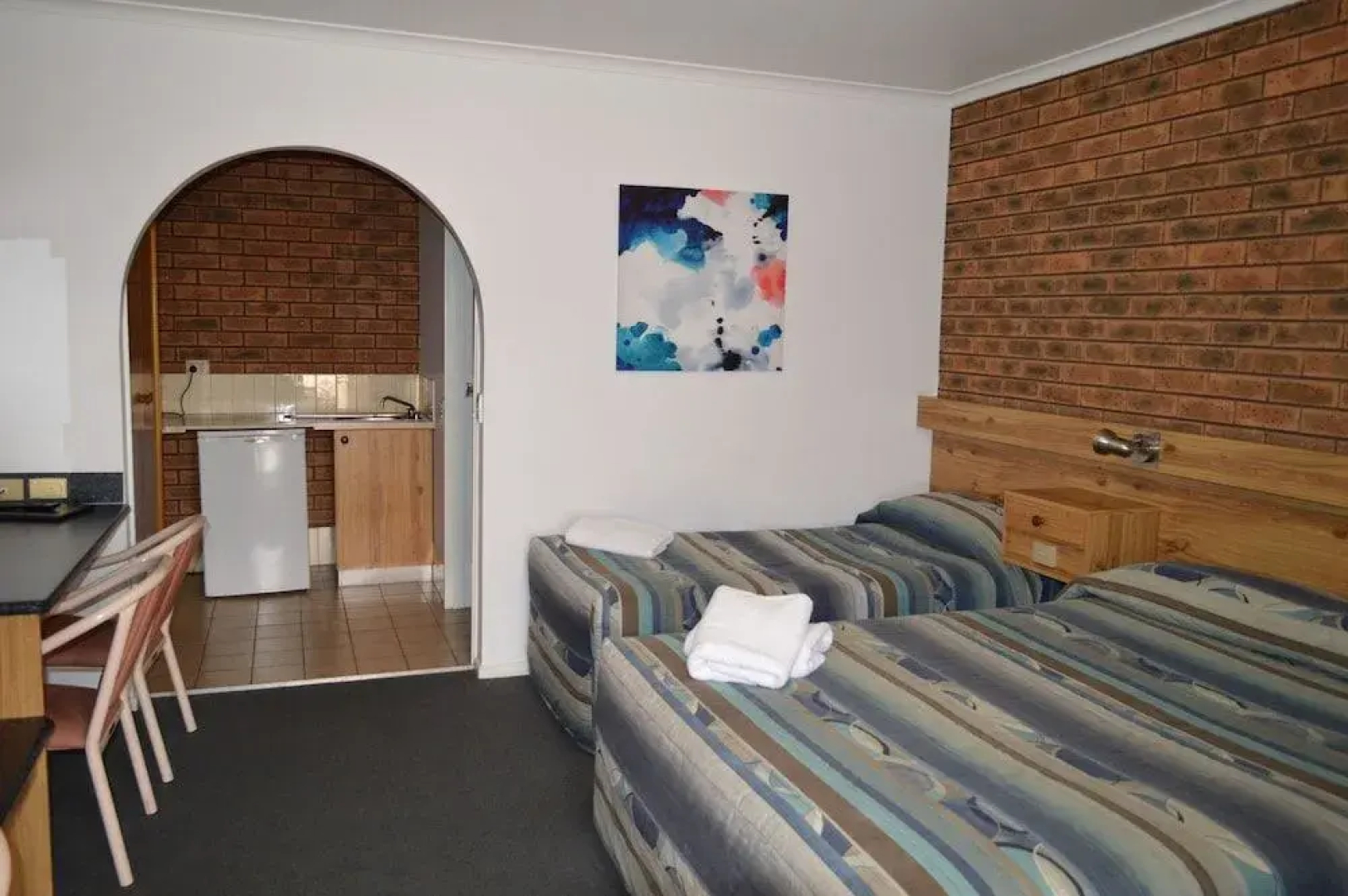 The Cottage Motor Inn Albury CBD