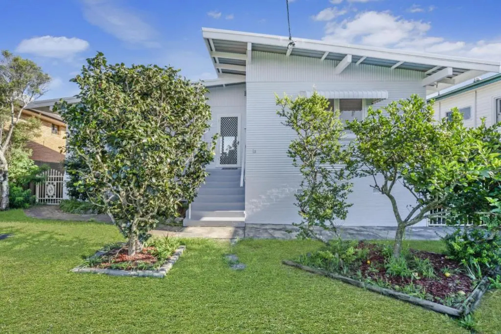 Yaringa 13 Seaview Street