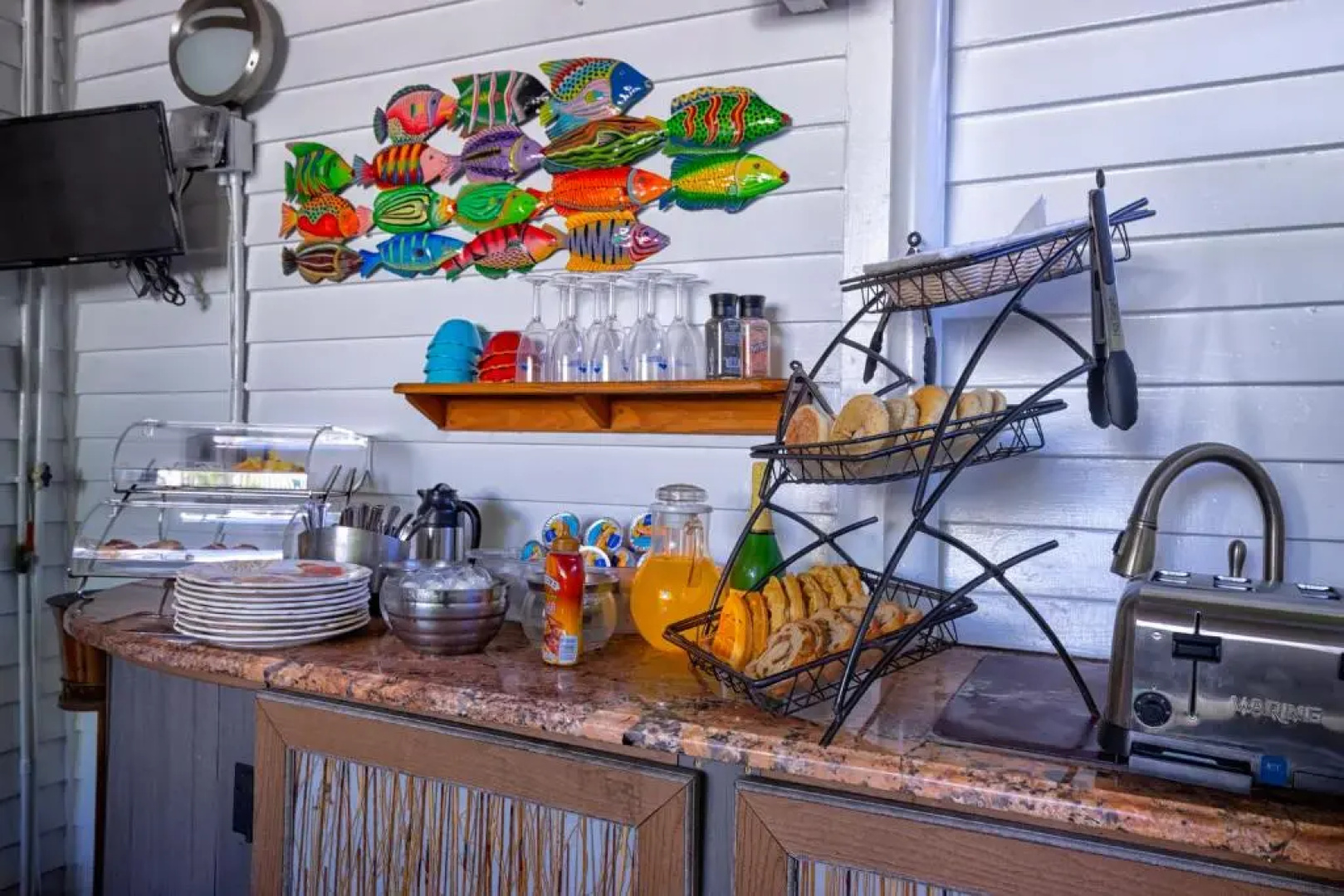 Seascape Tropical Inn - Adult Exclusive