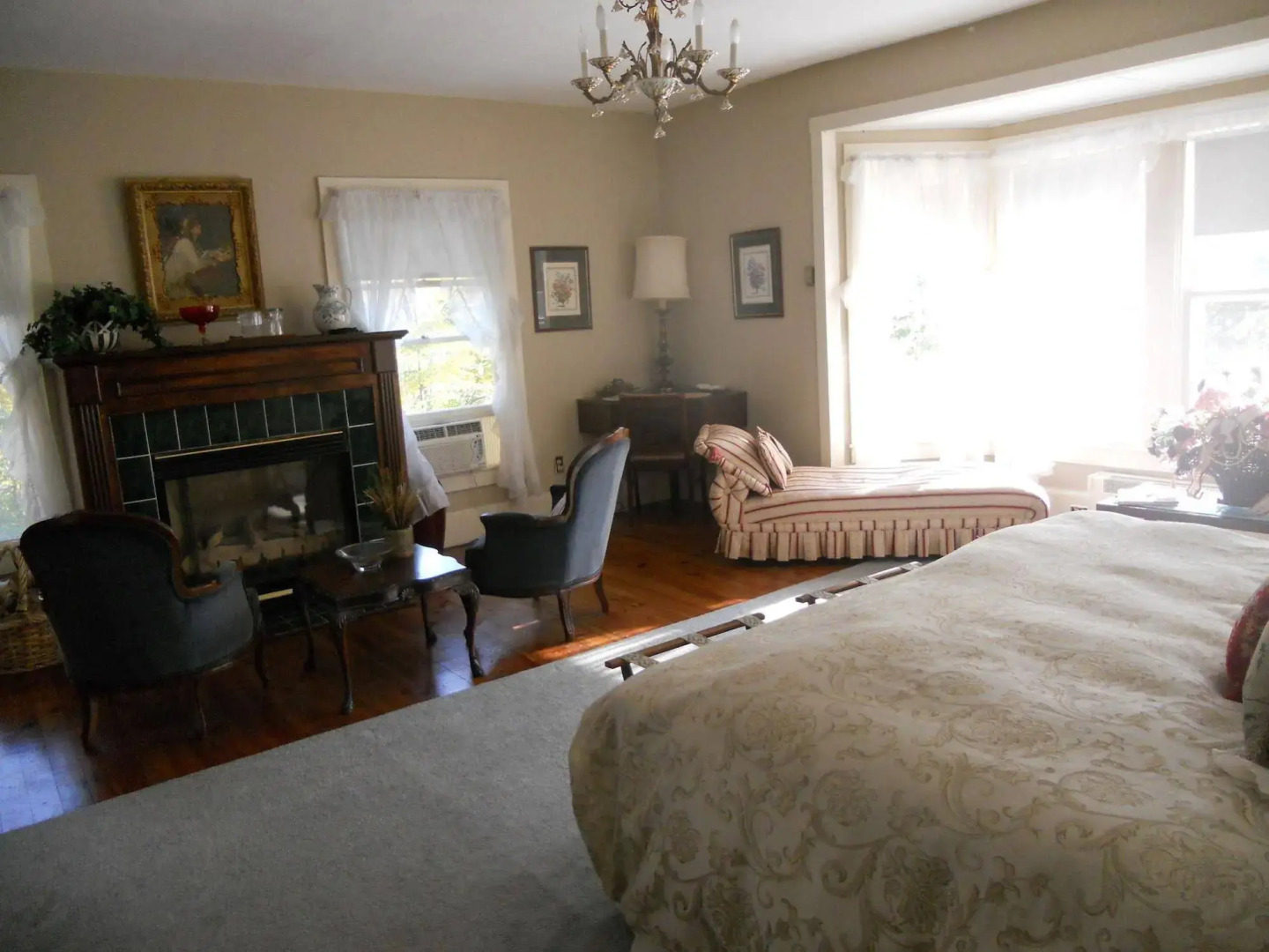 Ruah Bed & Breakfast