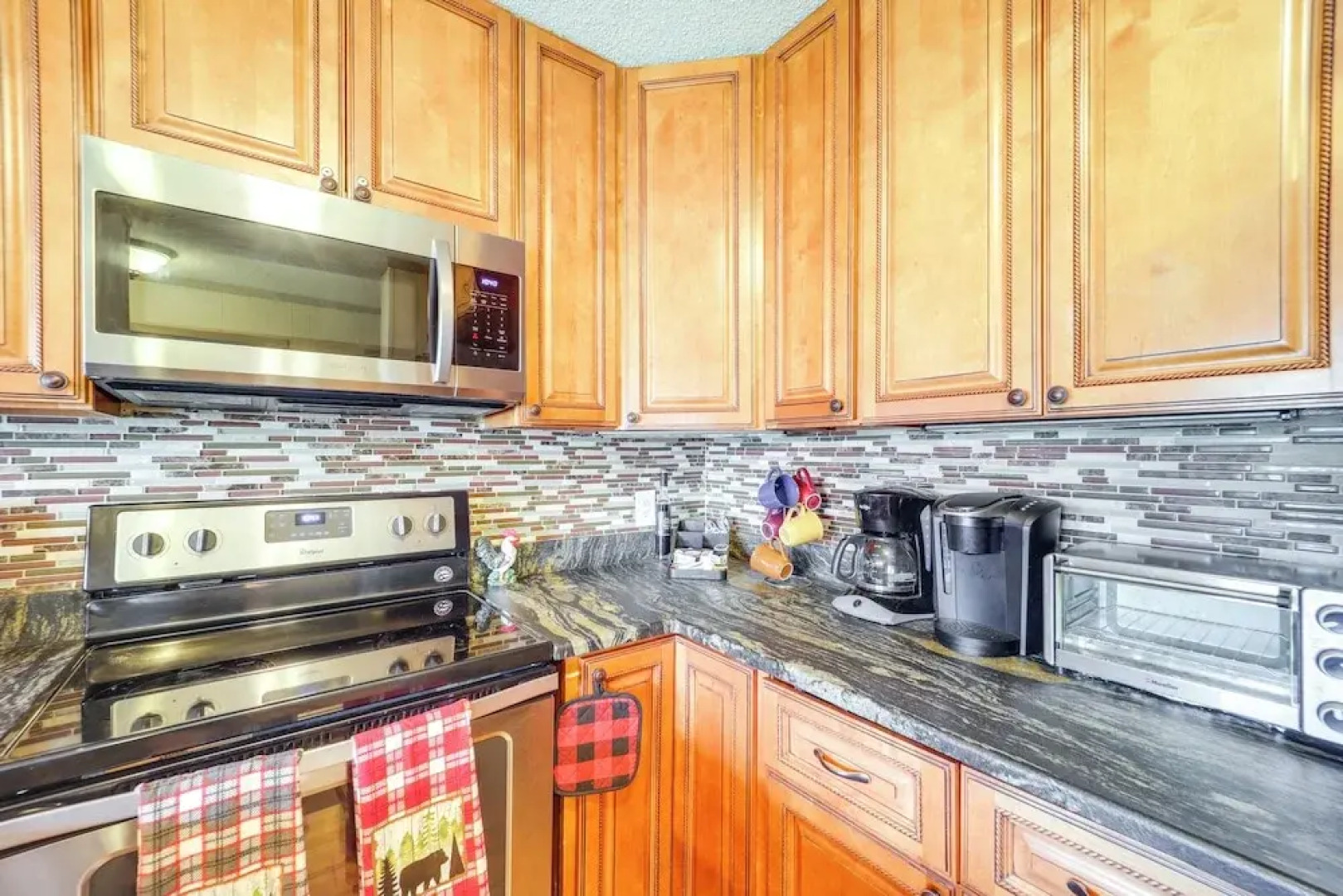 Furnished Deck + Resort Perks: Beech Mtn Retreat!