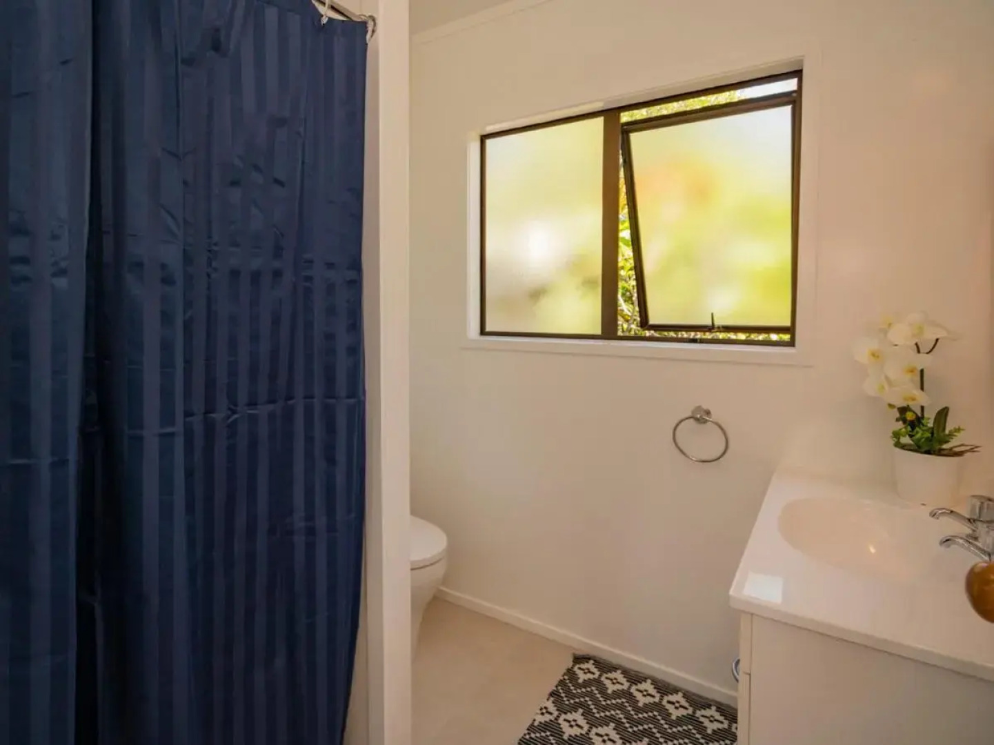 The Olive Grove Retreat - Matarangi Holiday Unit