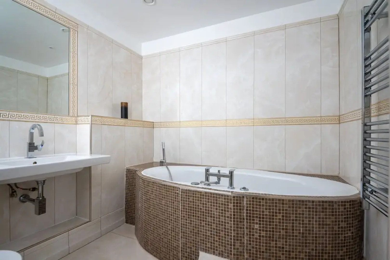 Guildford Manor Hotel & Spa