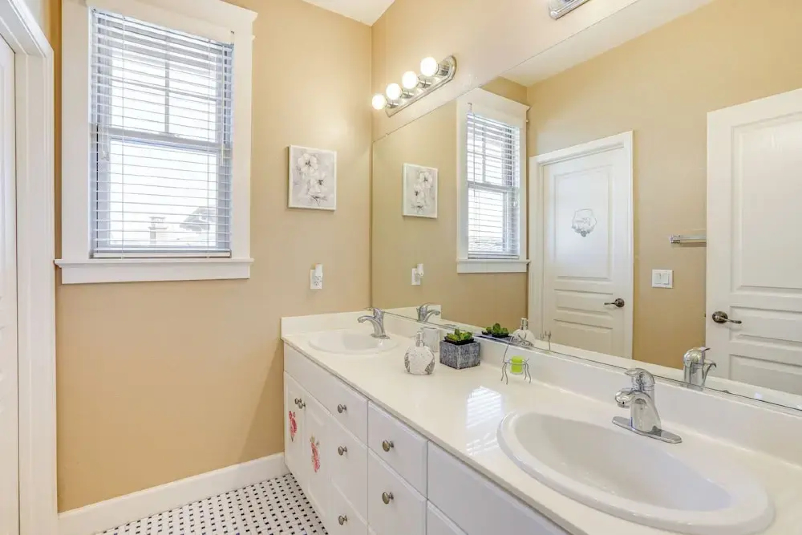 Luxe Bay View Home Near SF, Berkley & Napa Valley