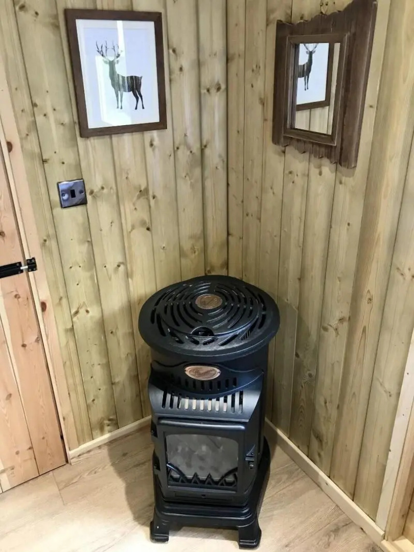 Highland Bear Lodge & Luxury Bear Huts